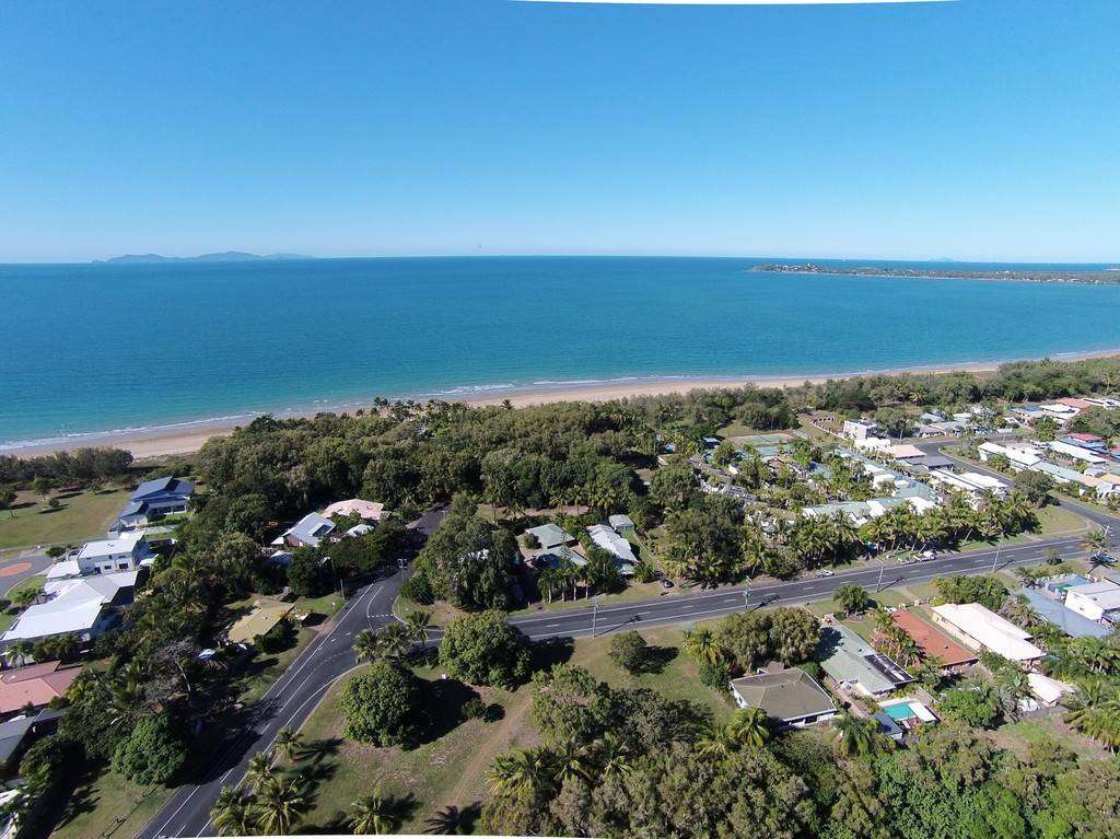 2 Blacks Beach Road, Blacks Beach - Thumbnail 4