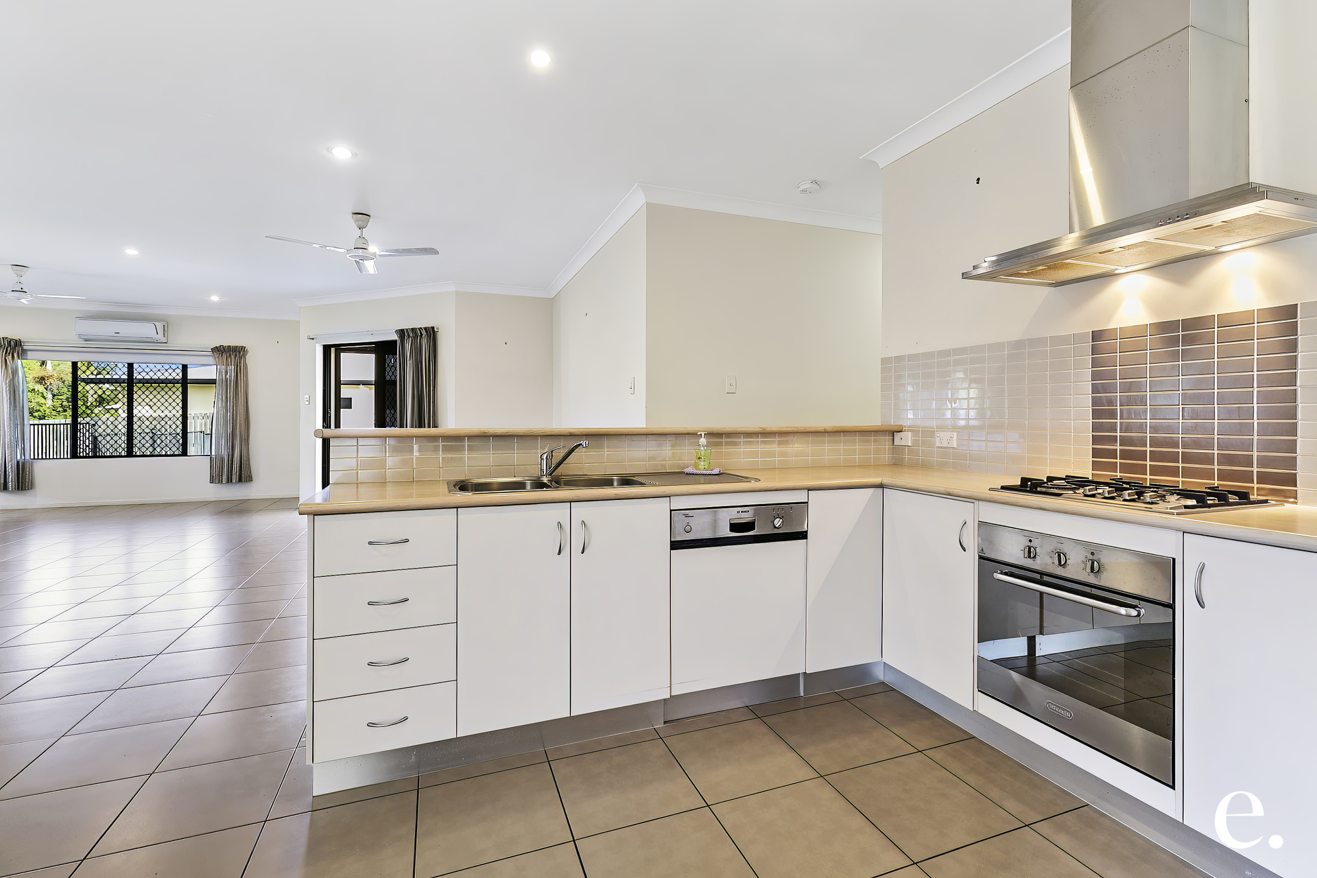 7 Amaroo Drive, Mareeba - Thumbnail 6