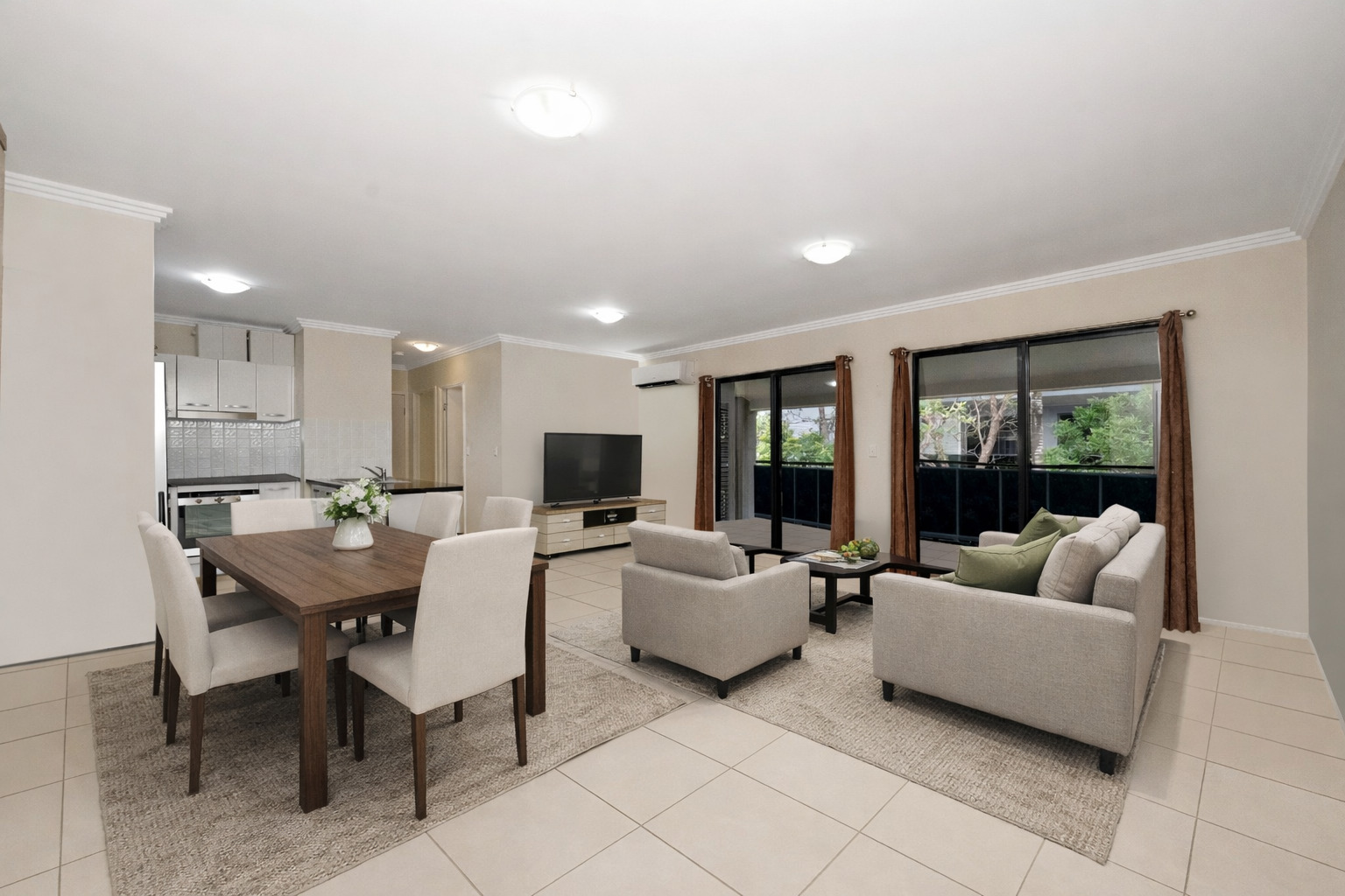 4/321 Angus Smith Drive, Douglas - Thumbnail 3