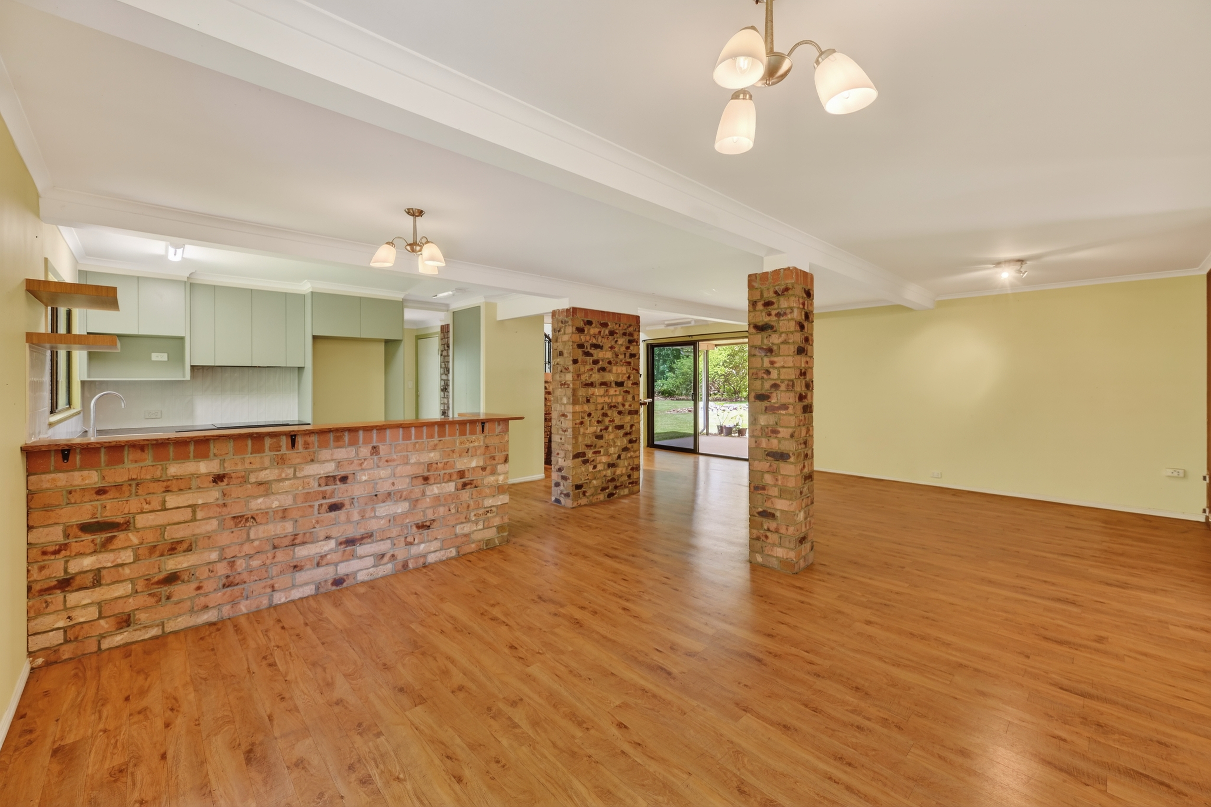 44 Joanne Street, Deeragun - Thumbnail 4