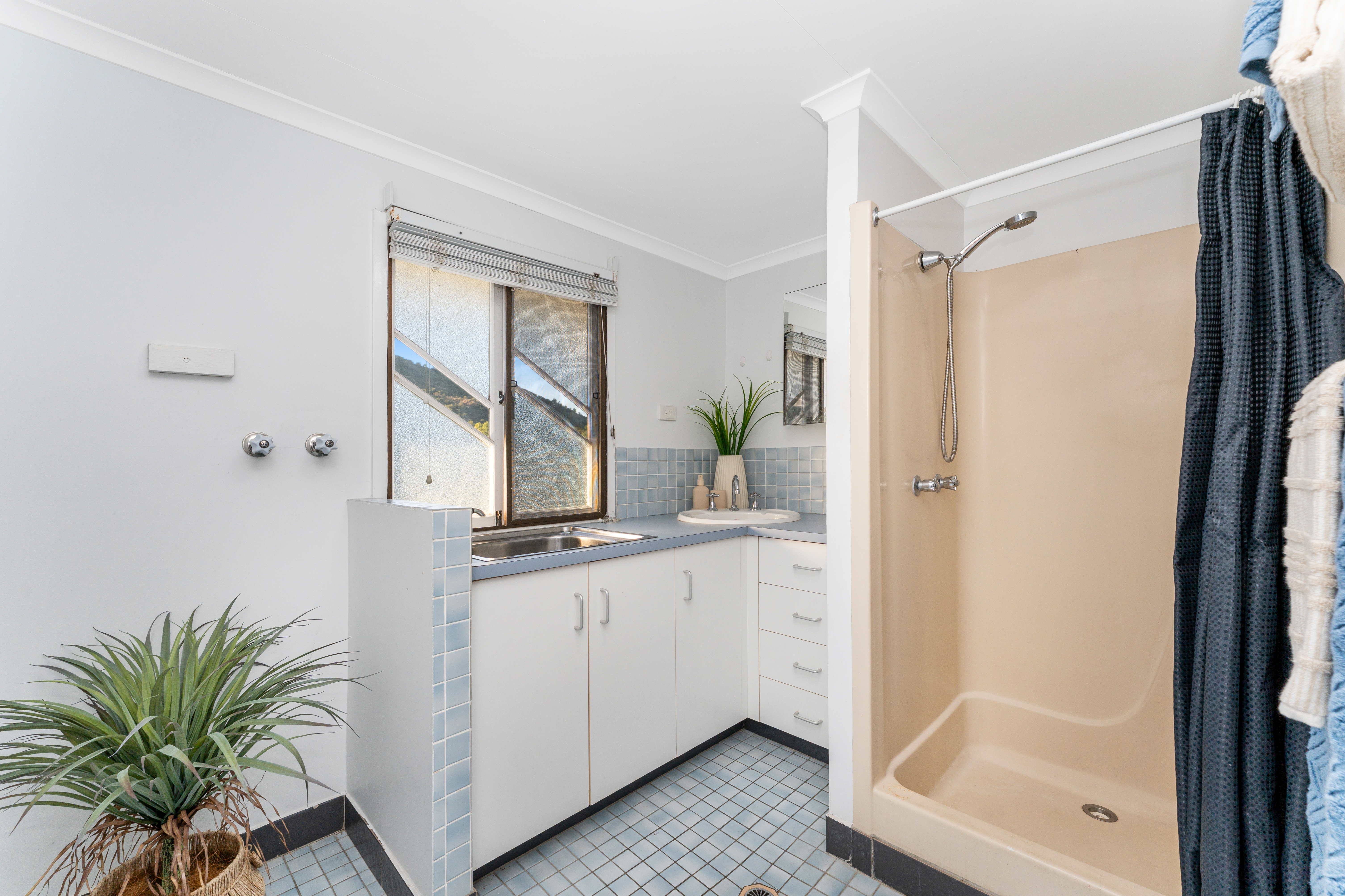 2/5 Shaw Street, West End - Thumbnail 8