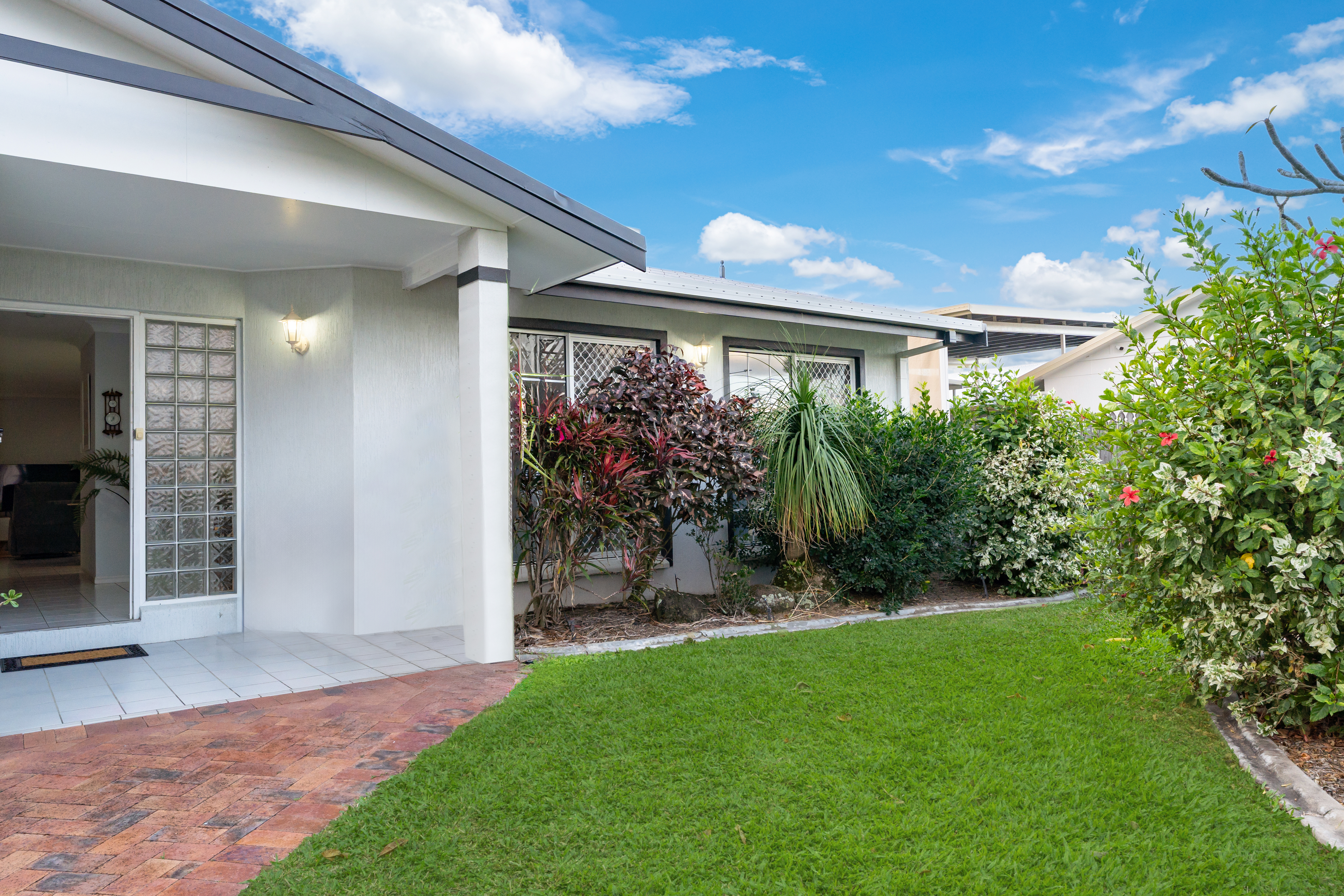 32 Indigo Crescent, Annandale - Thumbnail 4