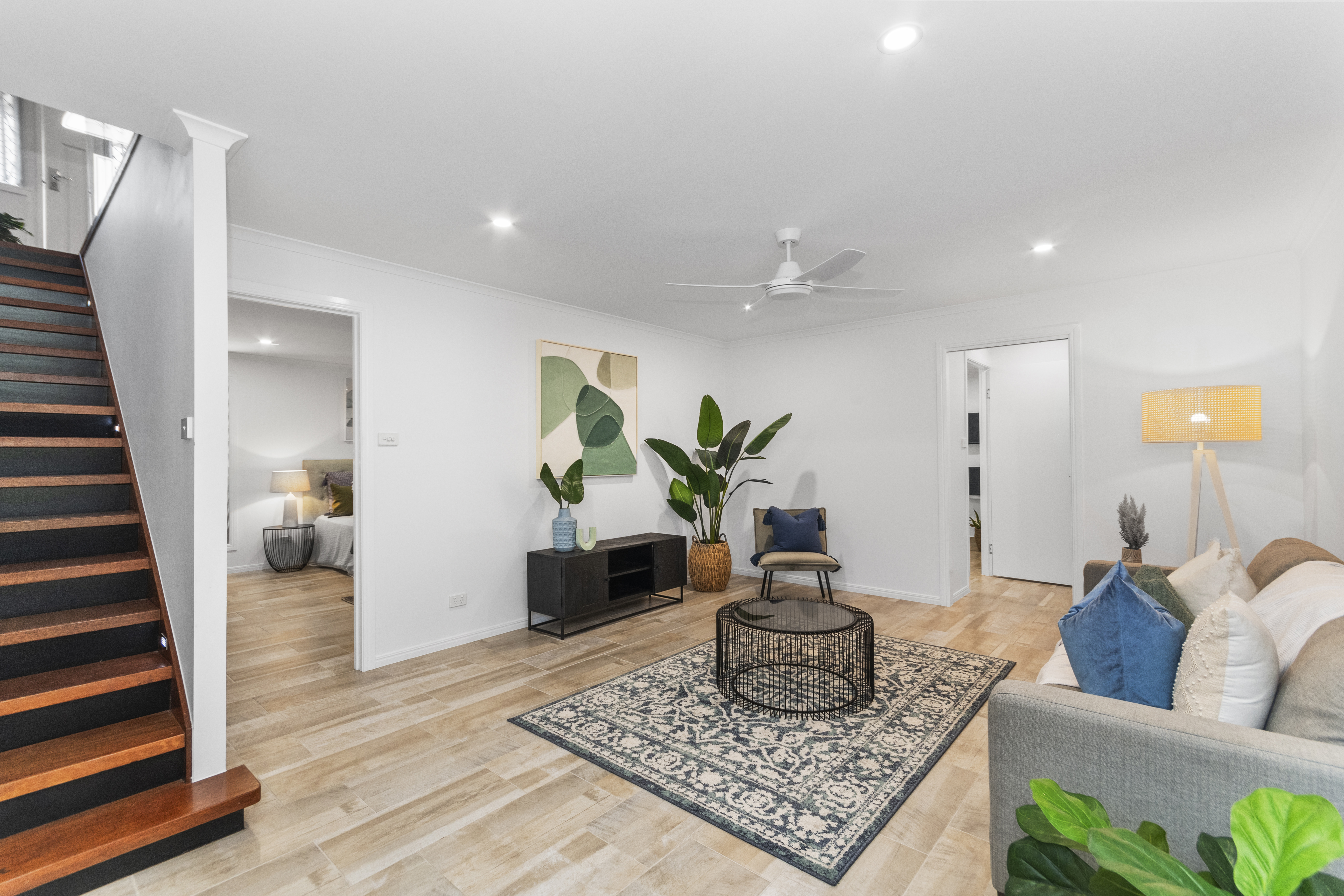 8 Macintosh Street
