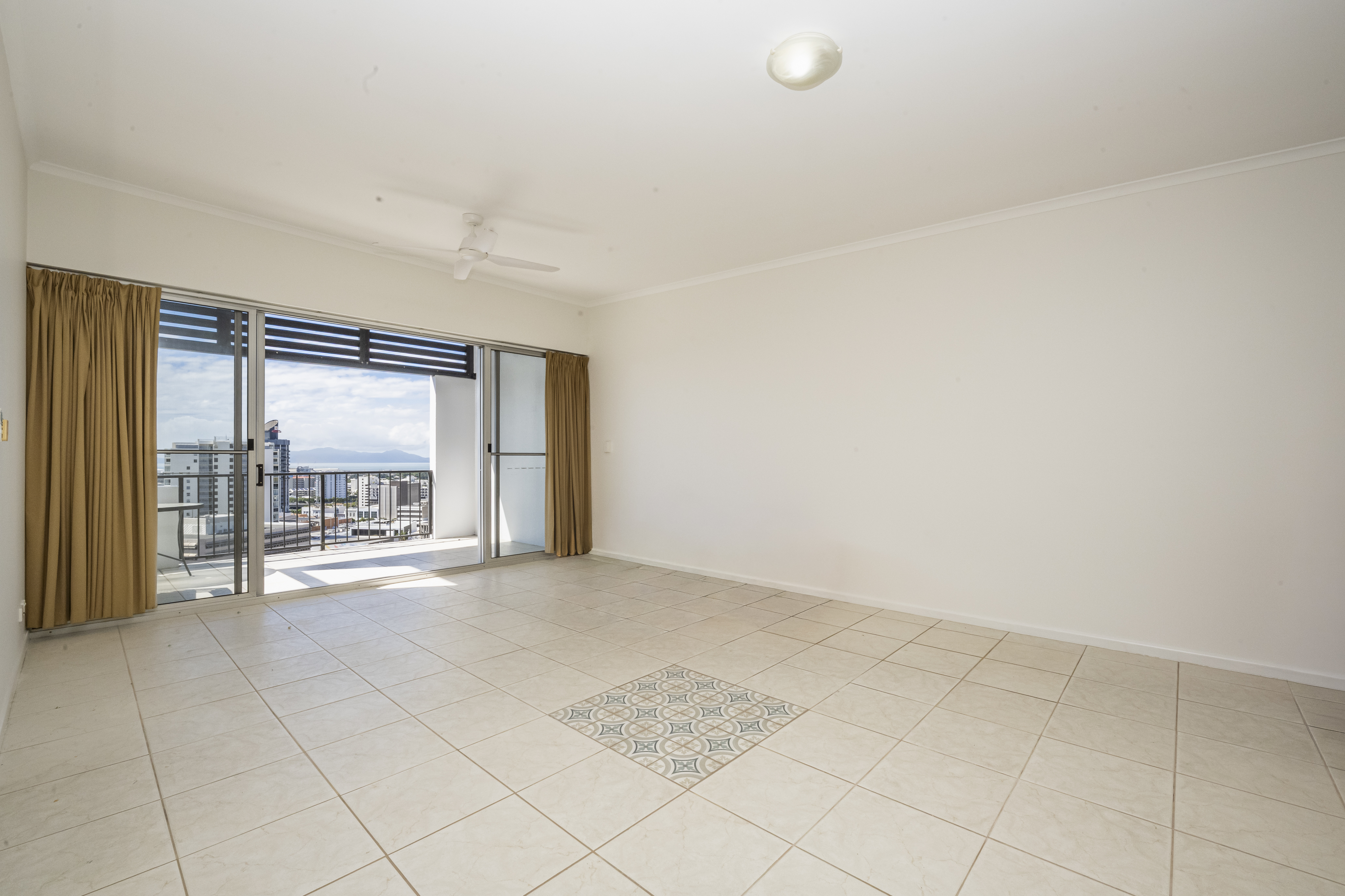 47/209 Wills Street, Townsville City - Thumbnail 3