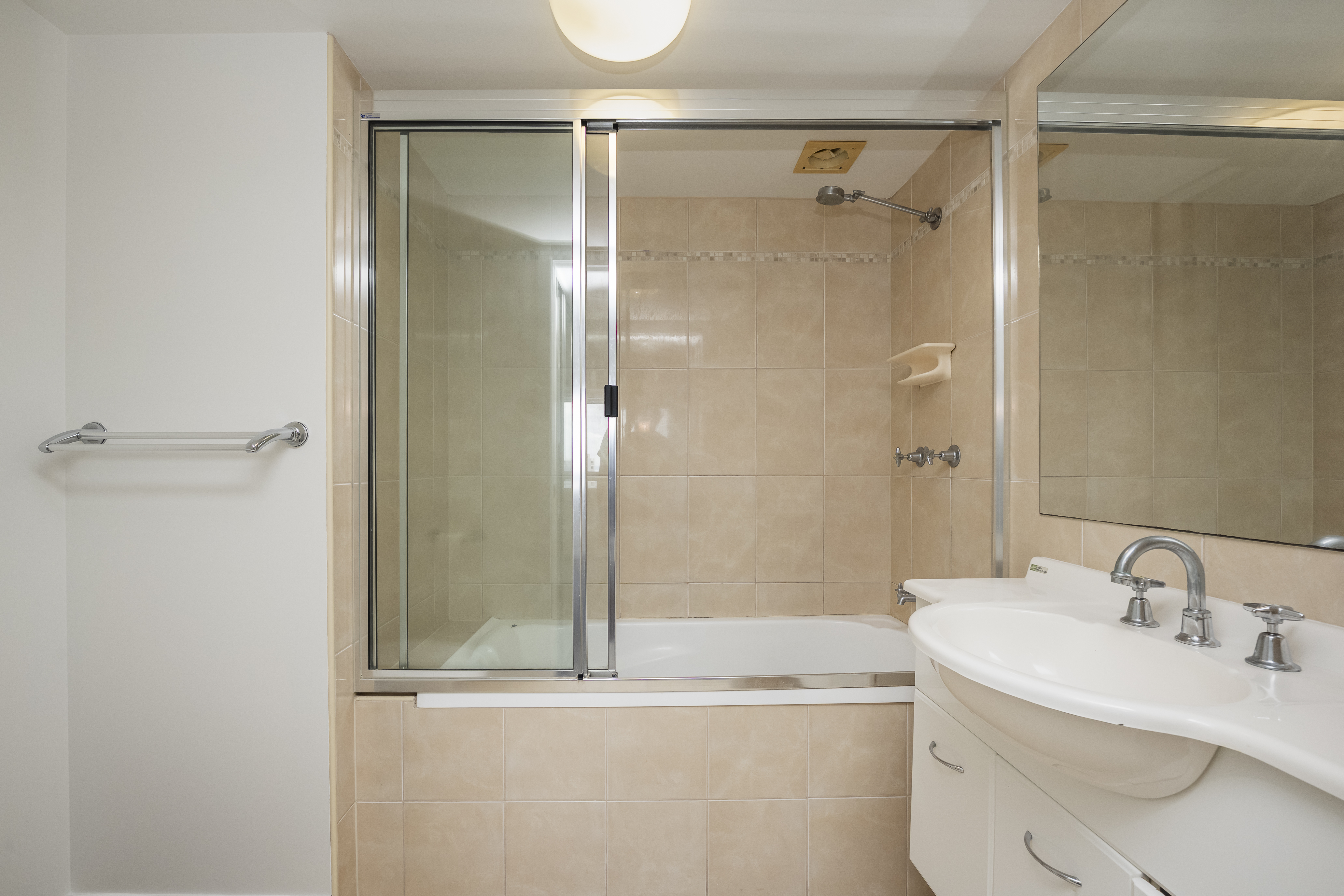 47/209 Wills Street, Townsville City - Thumbnail 6