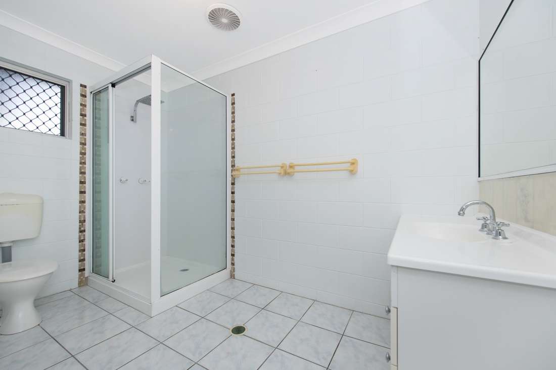 22 Jacaranda Crescent, Annandale - Thumbnail 7
