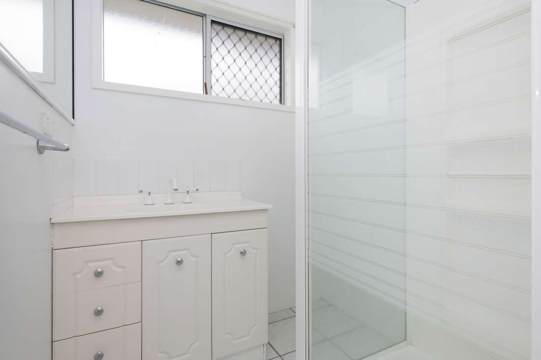 22 Jacaranda Crescent, Annandale - Thumbnail 8