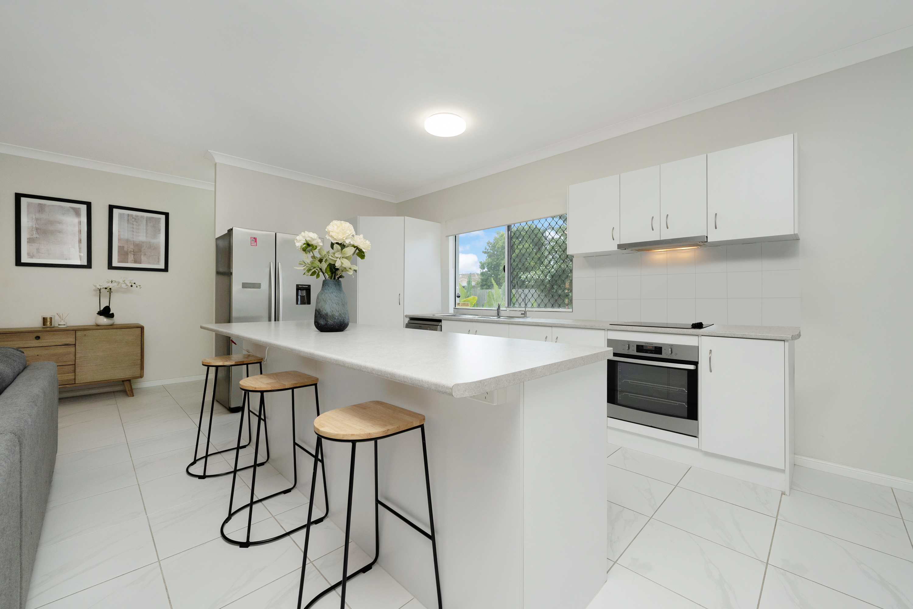 2A Spring Street, Hermit Park - Thumbnail 2