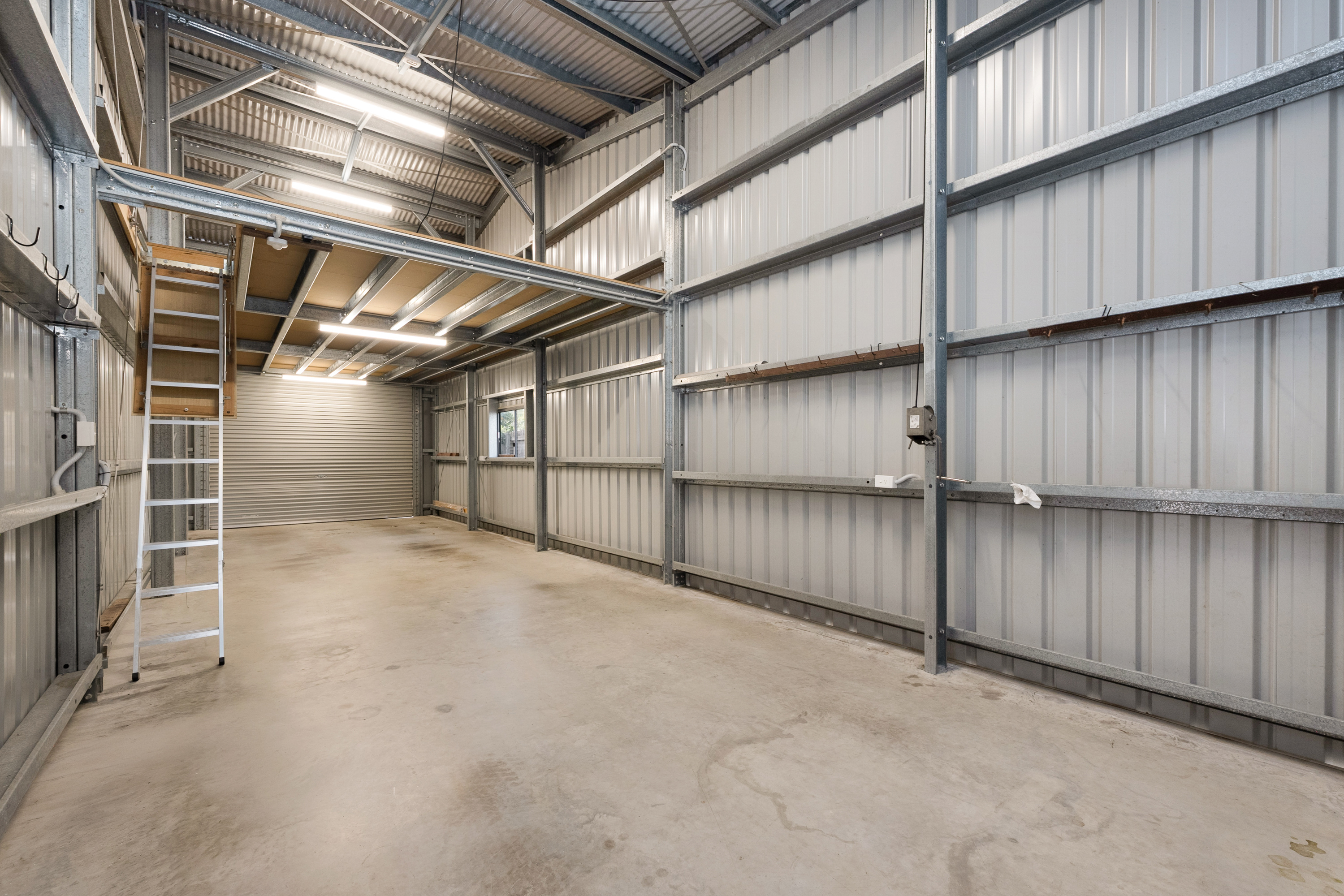 3 Ellis Court, Mount Louisa - Image 1