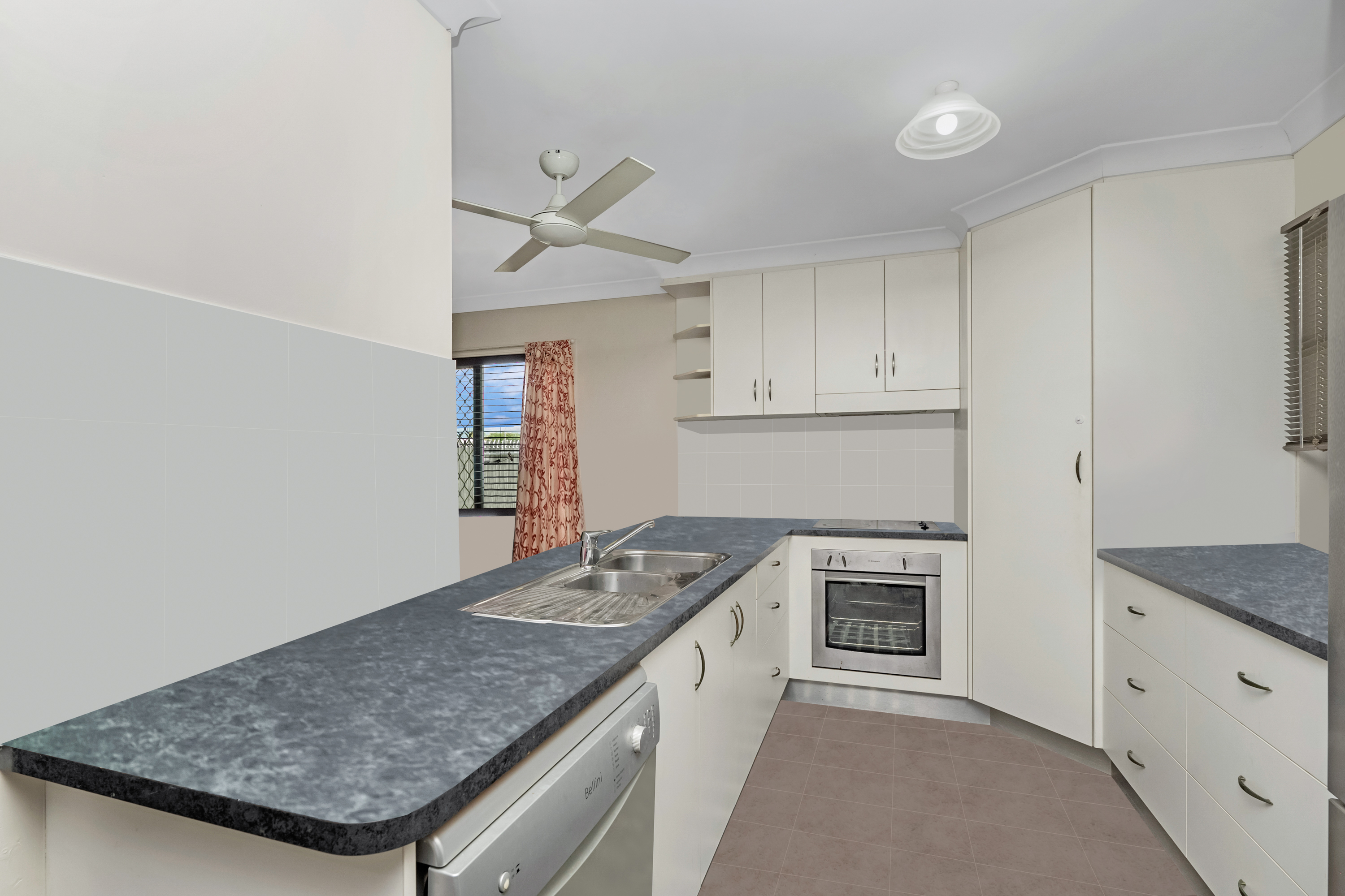 35 CONSTANCE DRIVE, Kelso - Thumbnail 5