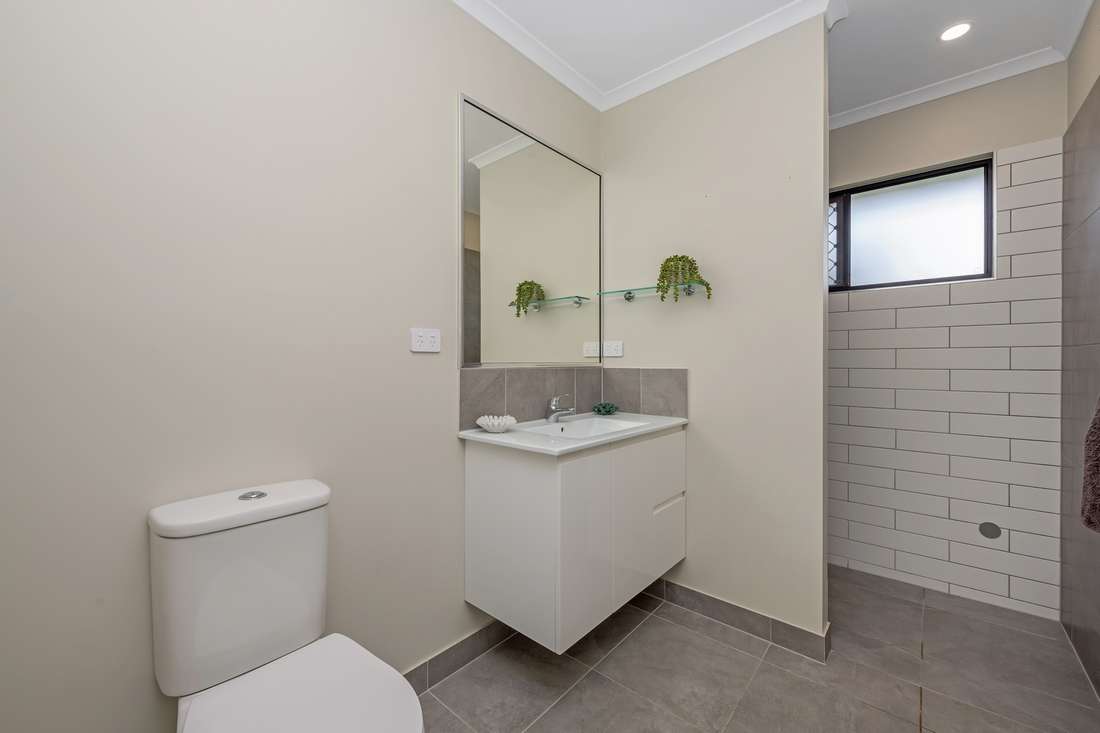 96 Conway Street, Mount Low - Thumbnail 6