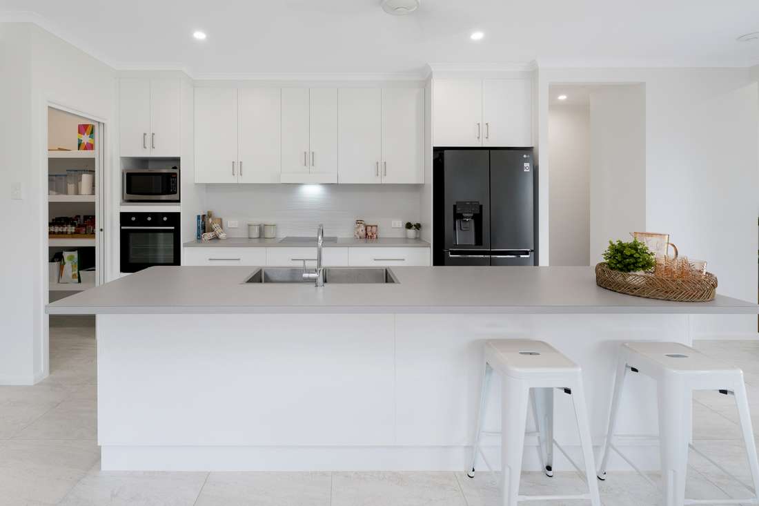 18 CALLISTEMON CRESCENT, Bohle Plains - Thumbnail 2