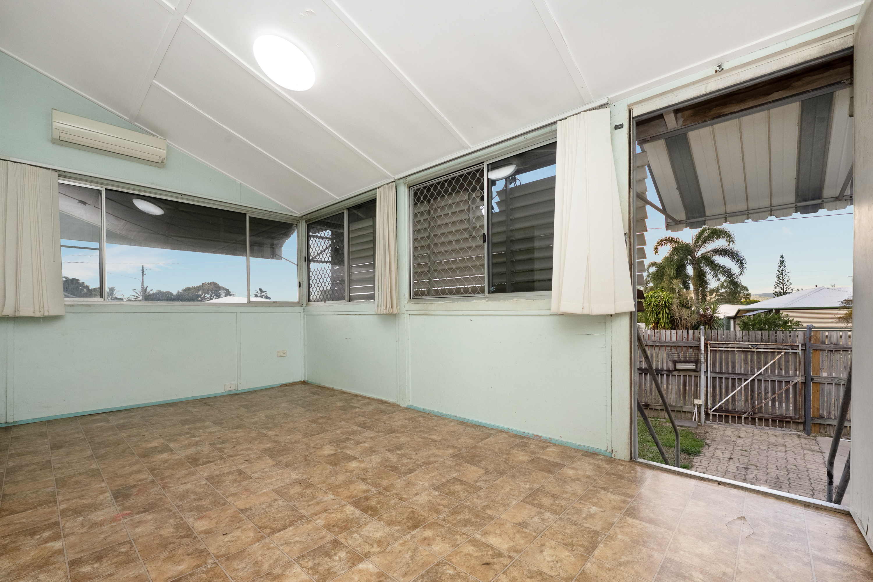 31 Cope Street, Stuart - Thumbnail 8