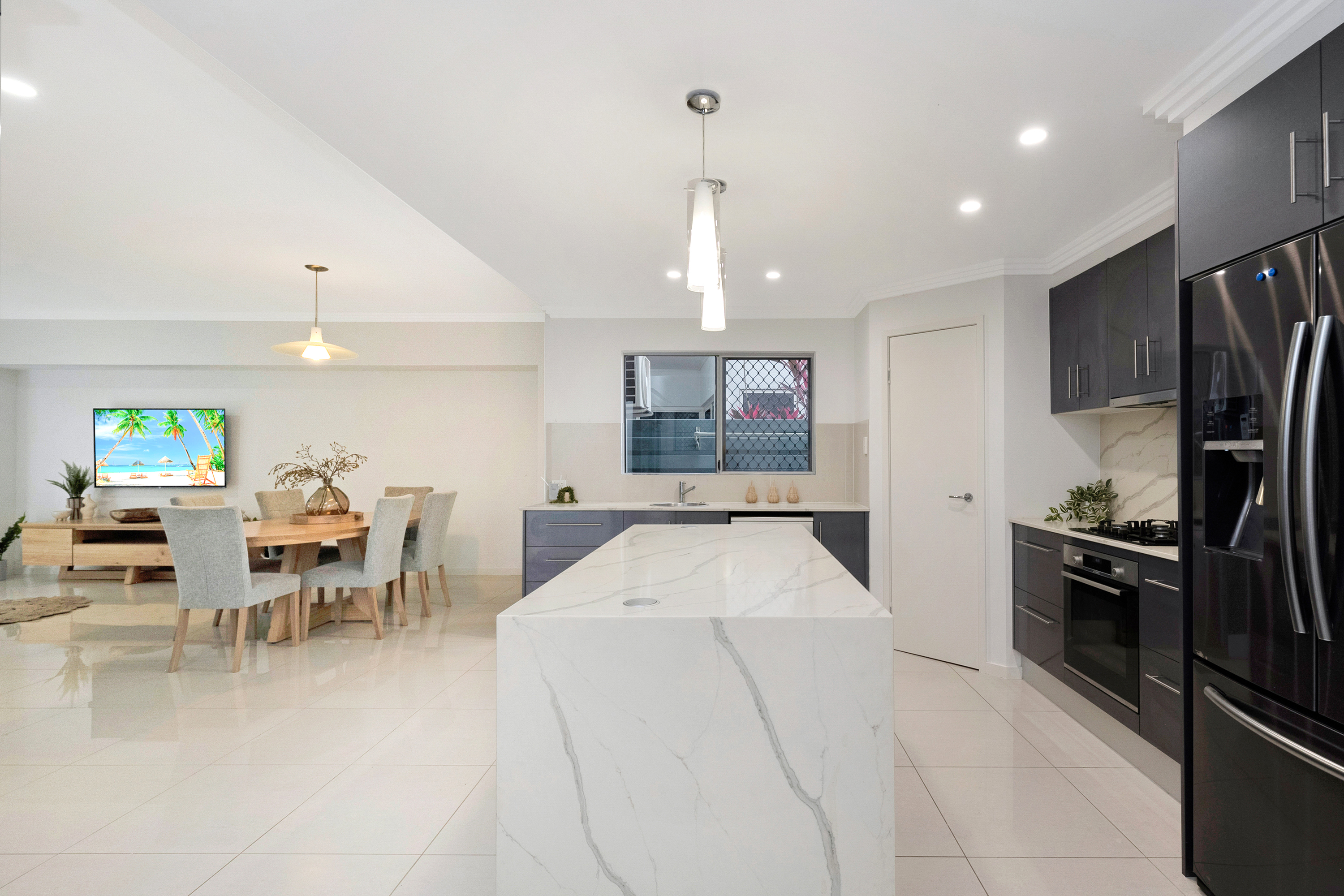 7 Springbrook Parade, Idalia - Thumbnail 5
