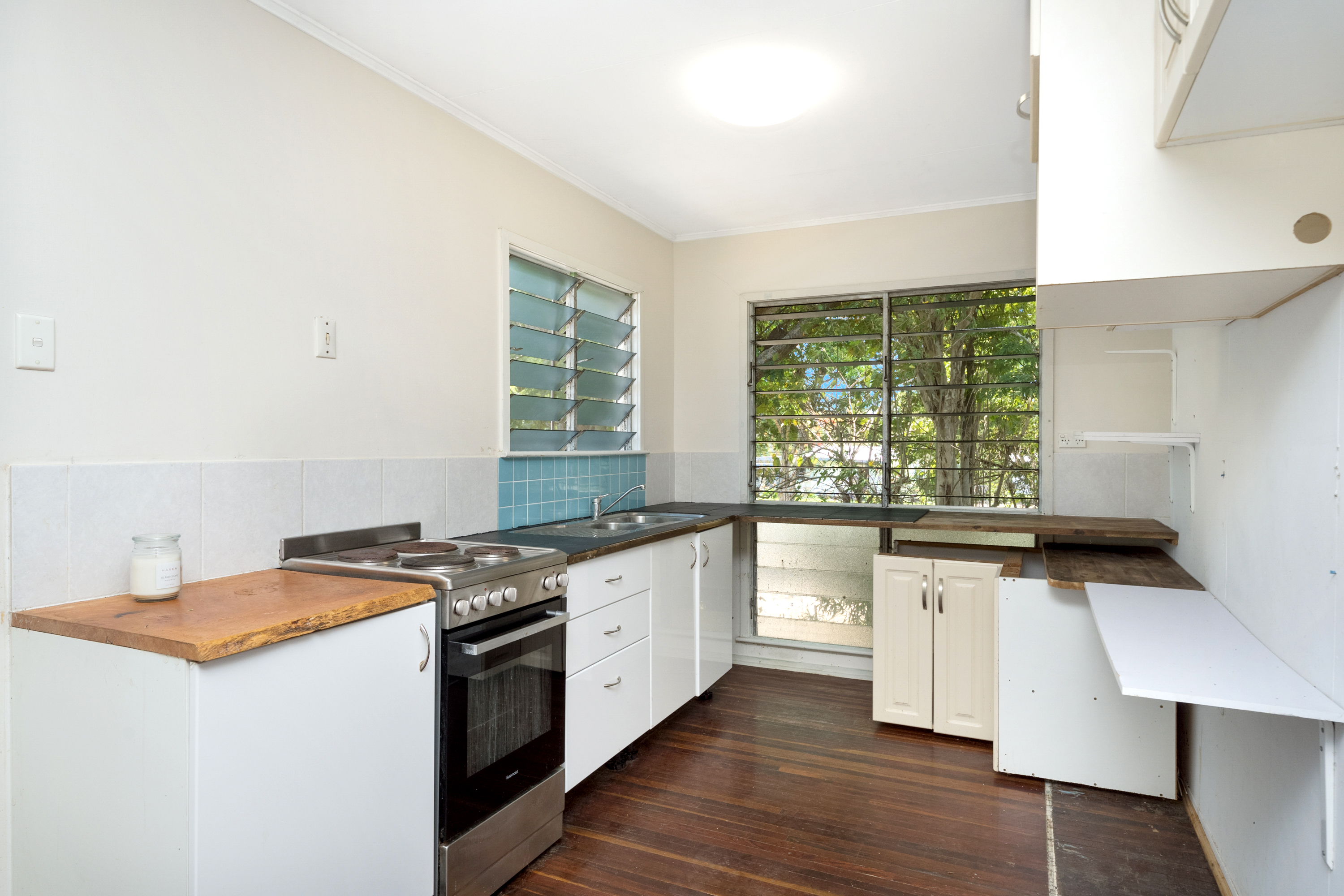 1622 Riverway Drive, Kelso - Thumbnail 4