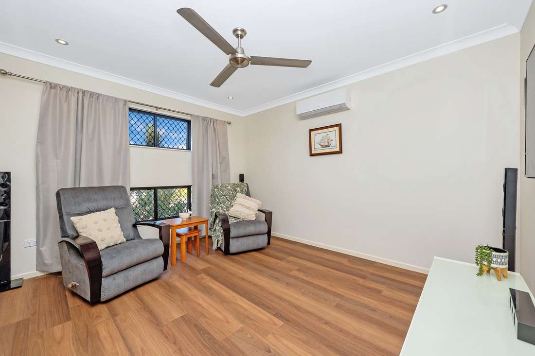 27 Lockyer Place, Mount Louisa - Thumbnail 5