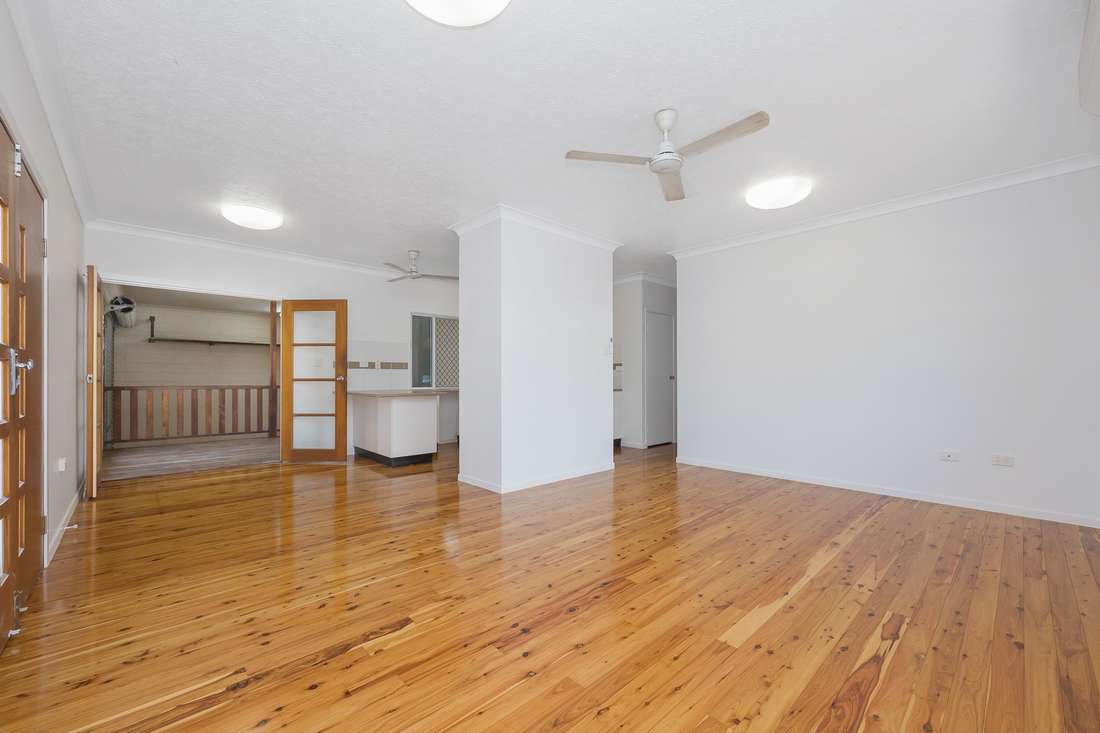 37 Constance Drive, Kelso - Thumbnail 3