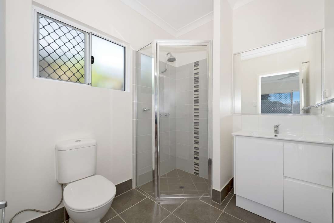 2A Spring Street, Hermit Park - Thumbnail 5