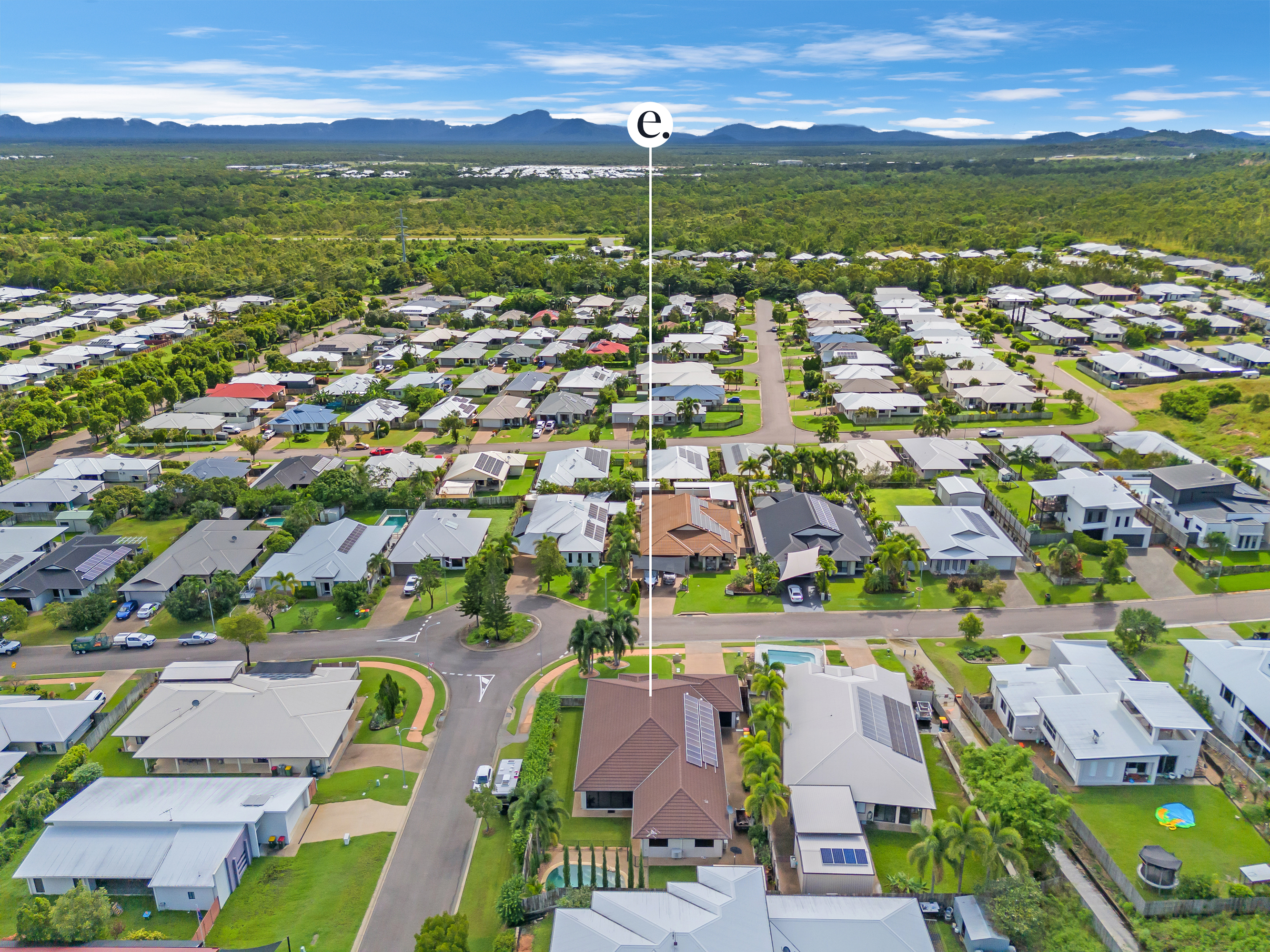 11 Adrian Rise, Mount Louisa - Thumbnail 8