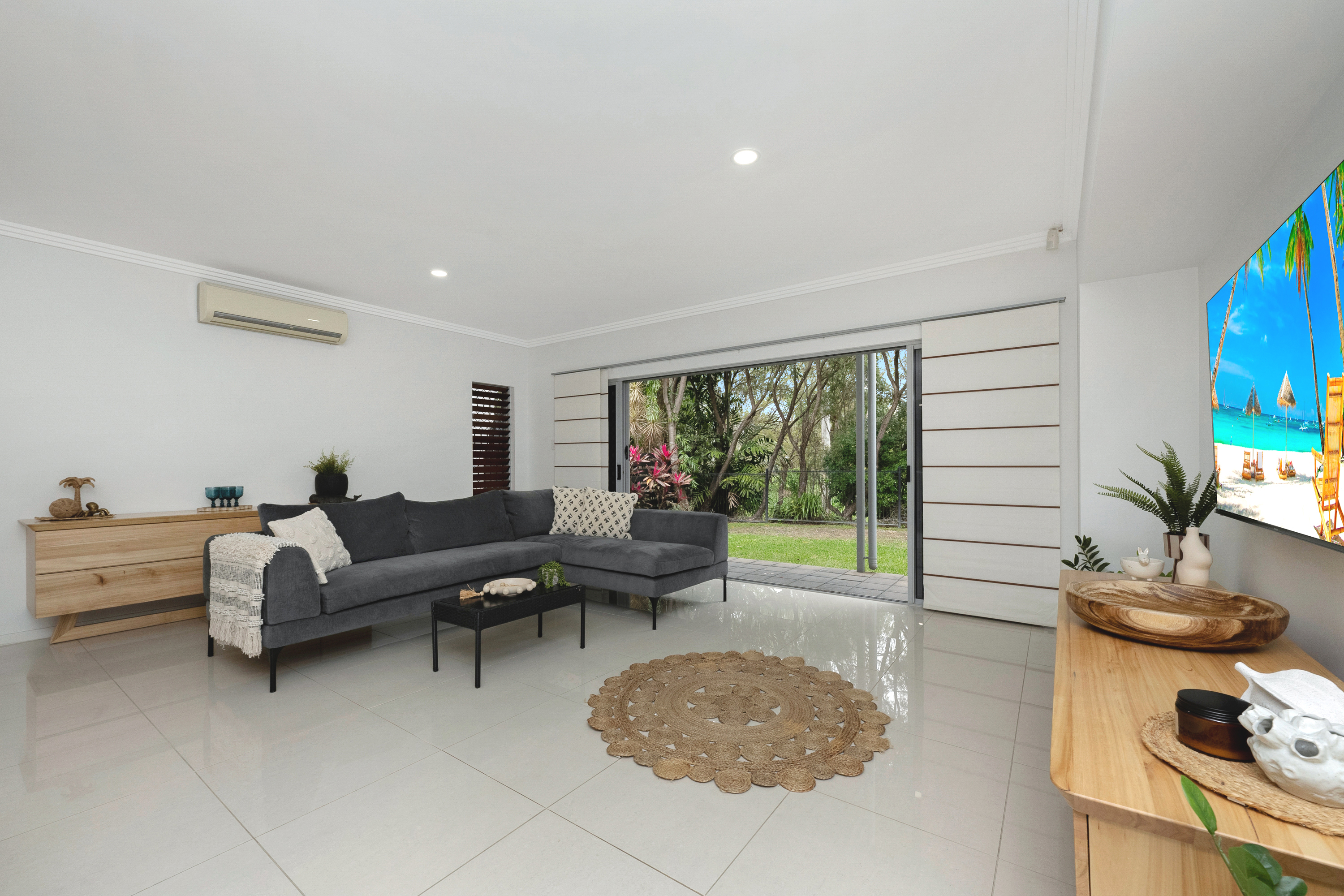 7 Springbrook Parade, Idalia - Thumbnail 7