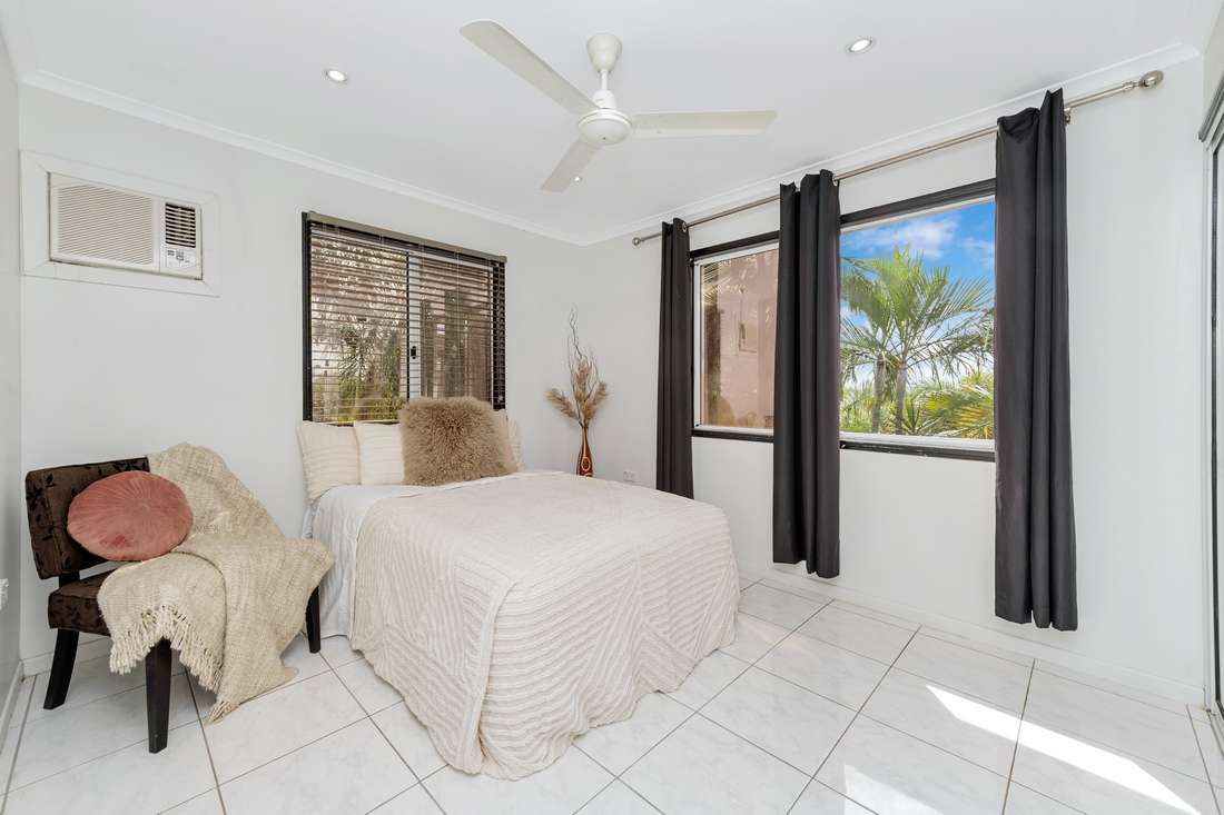 435 Stuart Drive, Stuart - Thumbnail 5