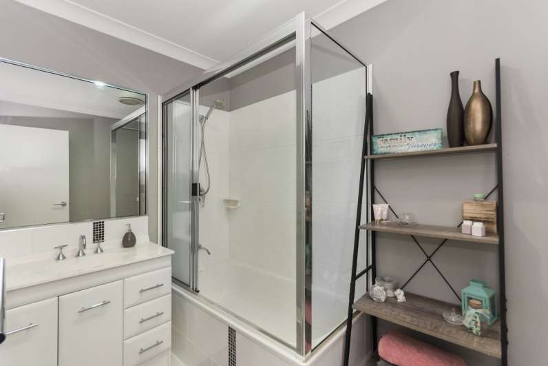 30 Capricorn Drive, Burdell - Thumbnail 5