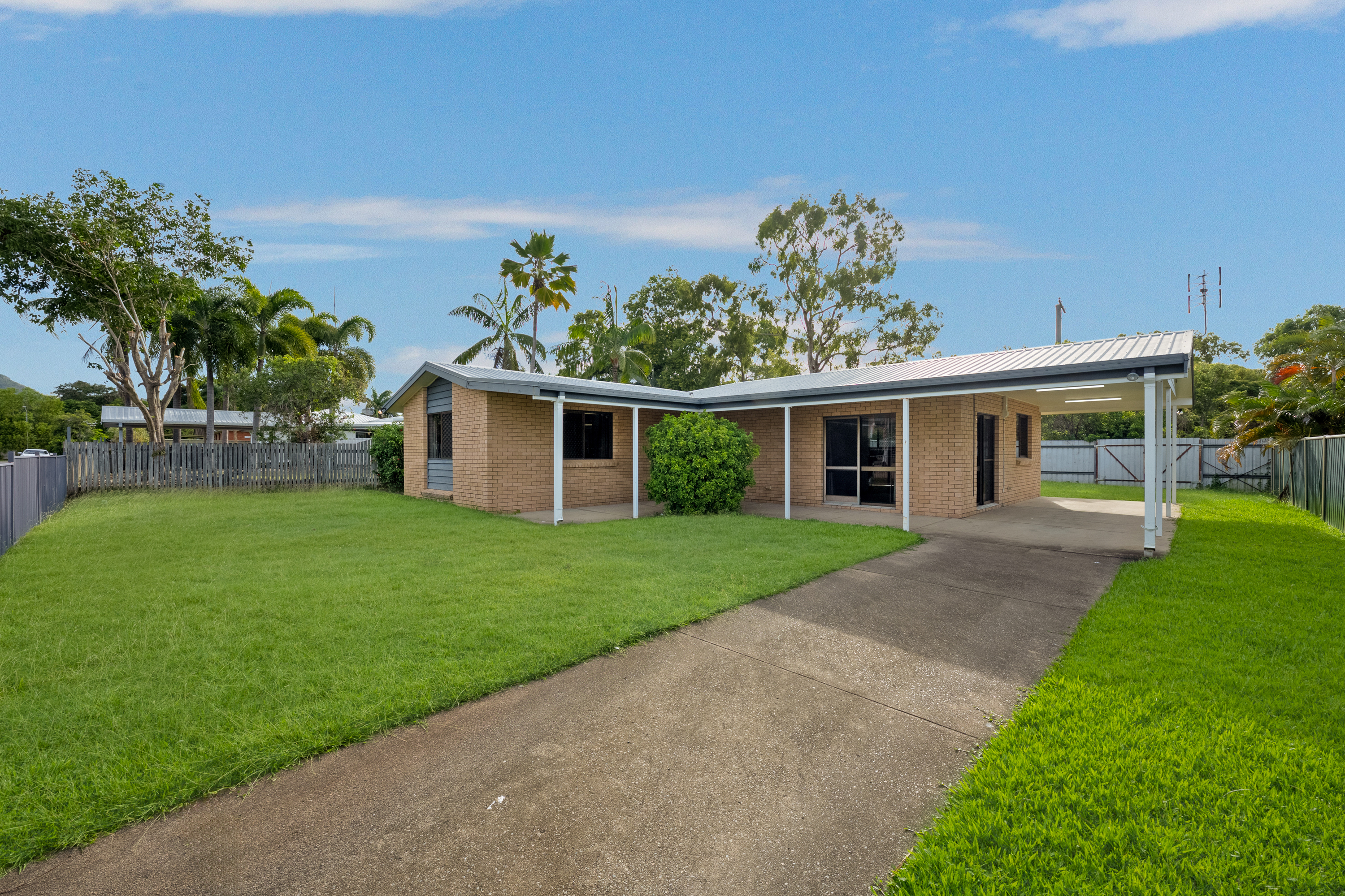 10 Gelling Crescent, Douglas - Thumbnail 2