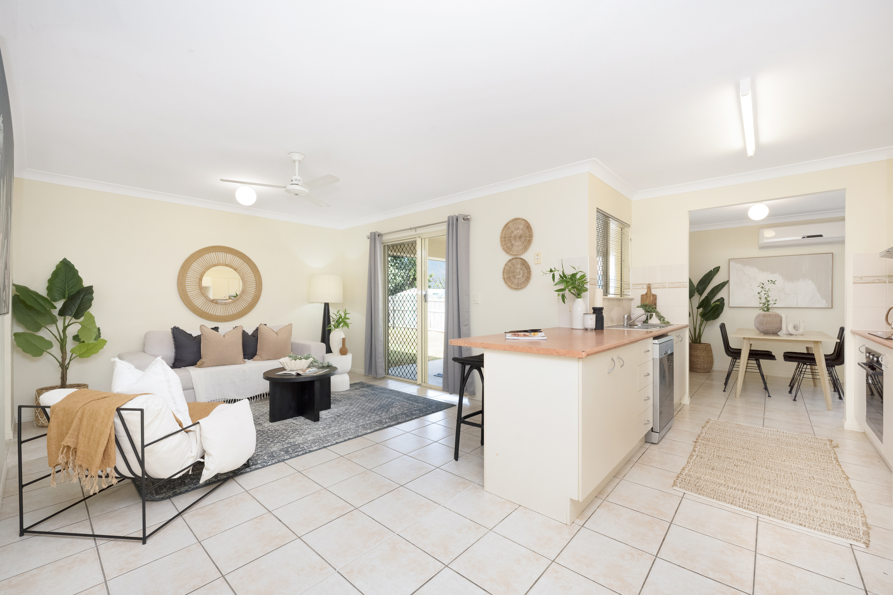 19 Bellingham Crescent, Kirwan - Thumbnail 3