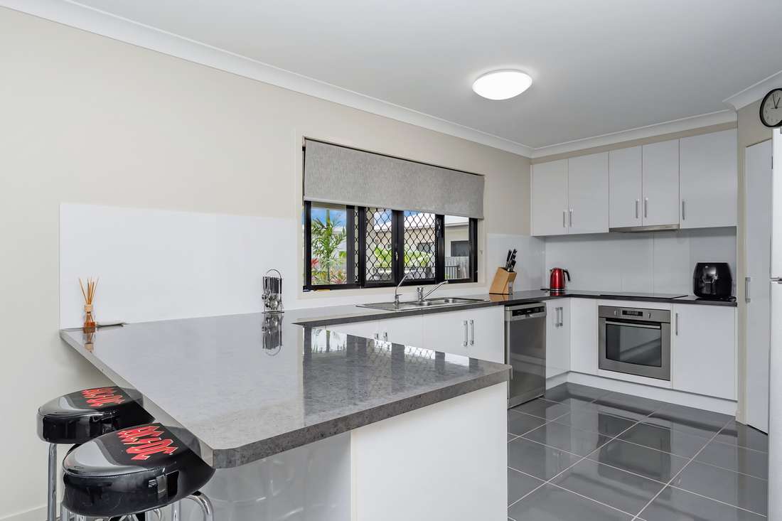 3 Pebblestone Drive, Kirwan - Thumbnail 4