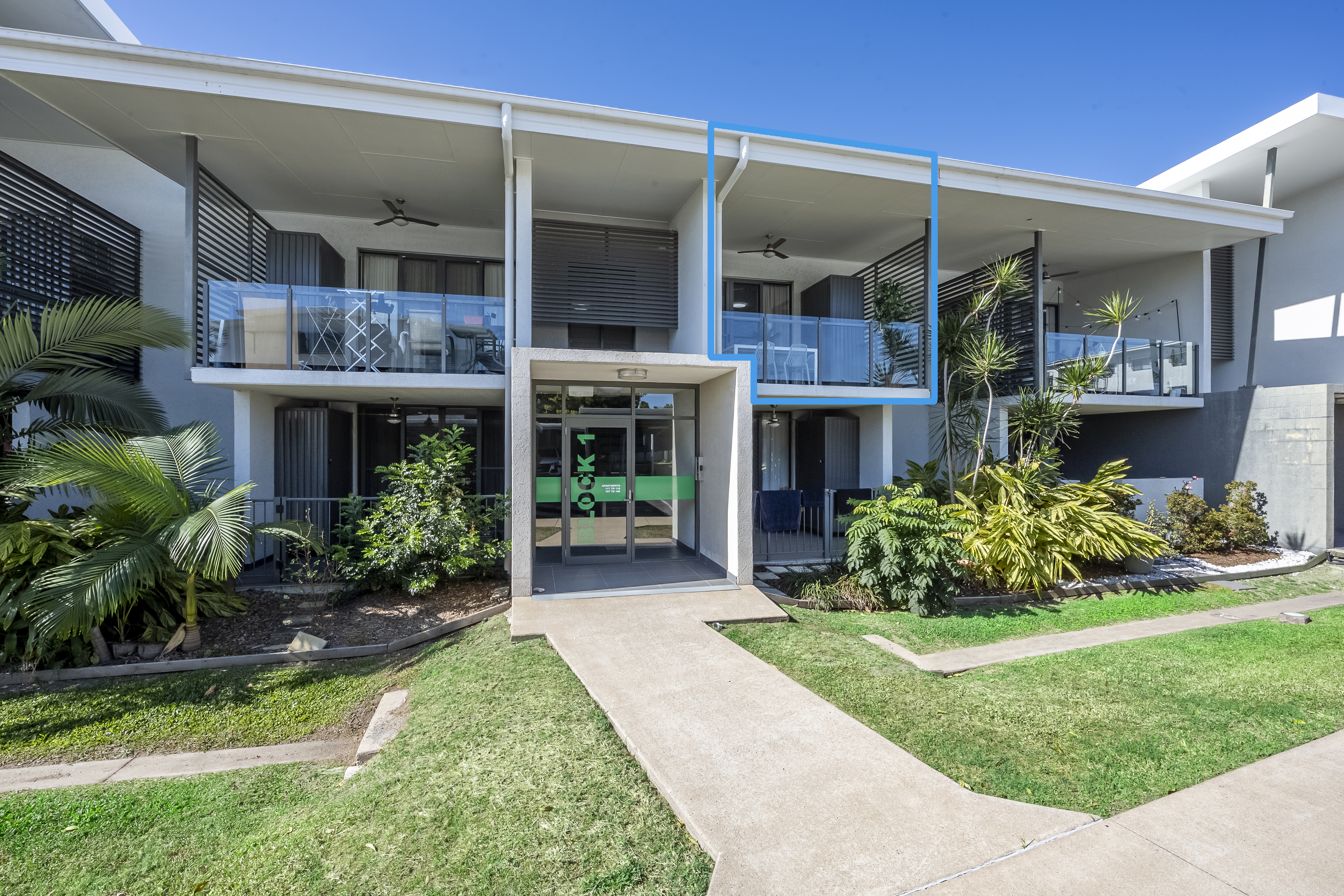 118/167 Bundock Street, Belgian Gardens - Image 1