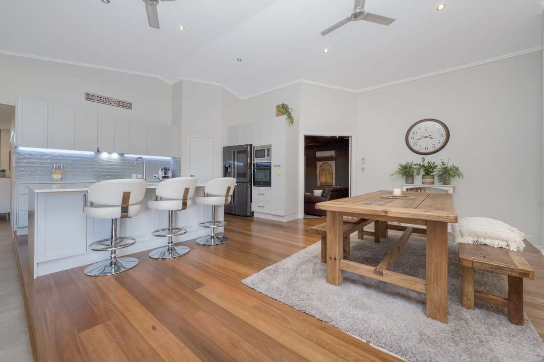 17 Brookside Close, Idalia - Thumbnail 4