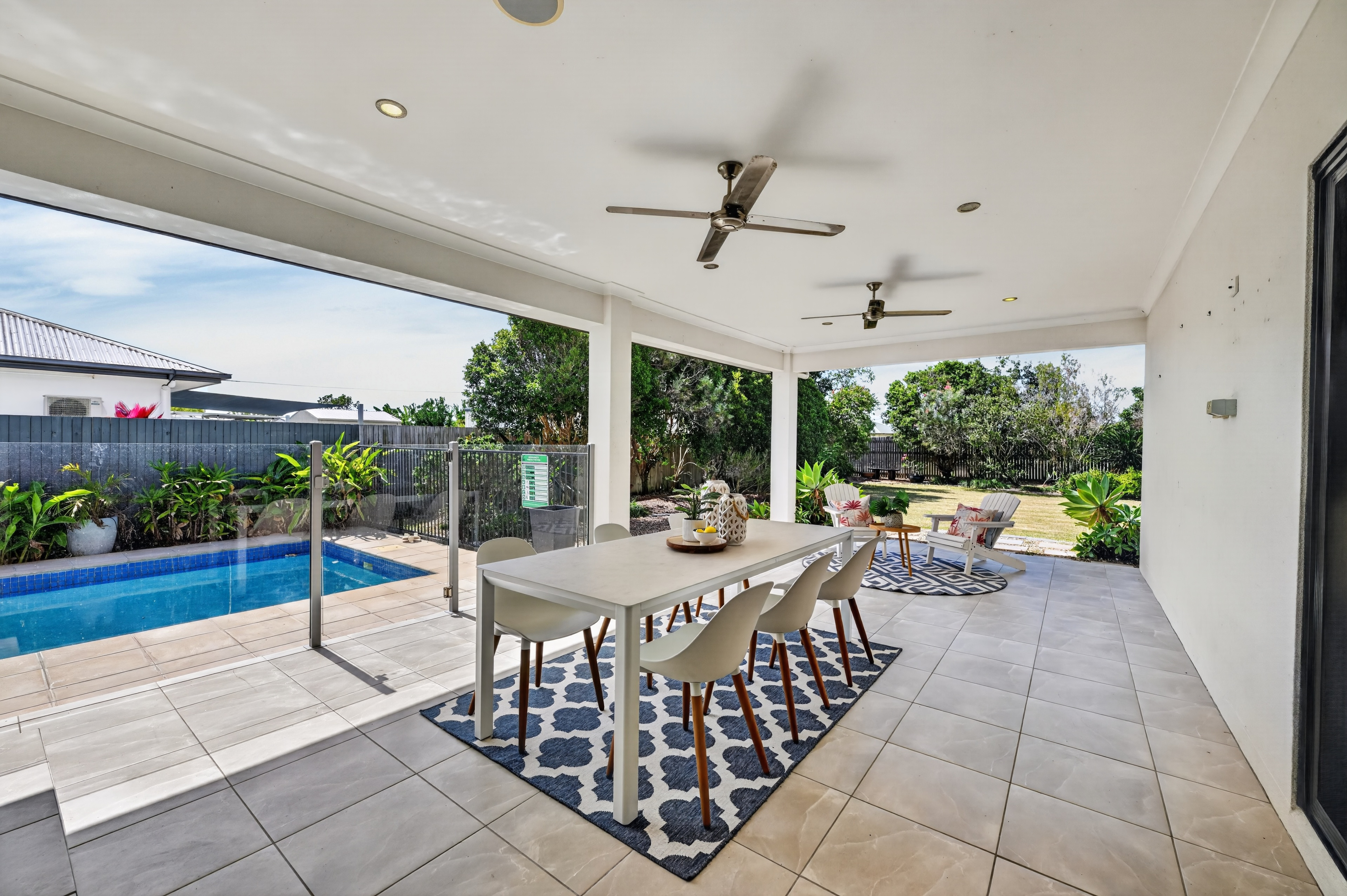 33 Beach Oak Drive, Mount Low - Thumbnail 2