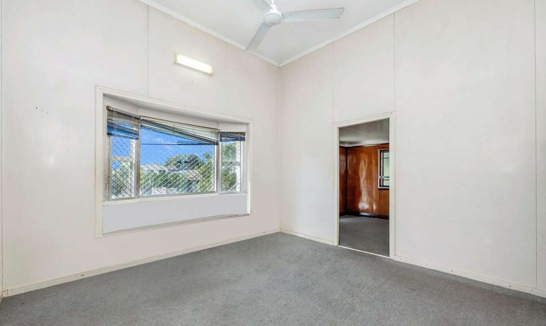 31 Kitchener Road, Pimlico - Thumbnail 3