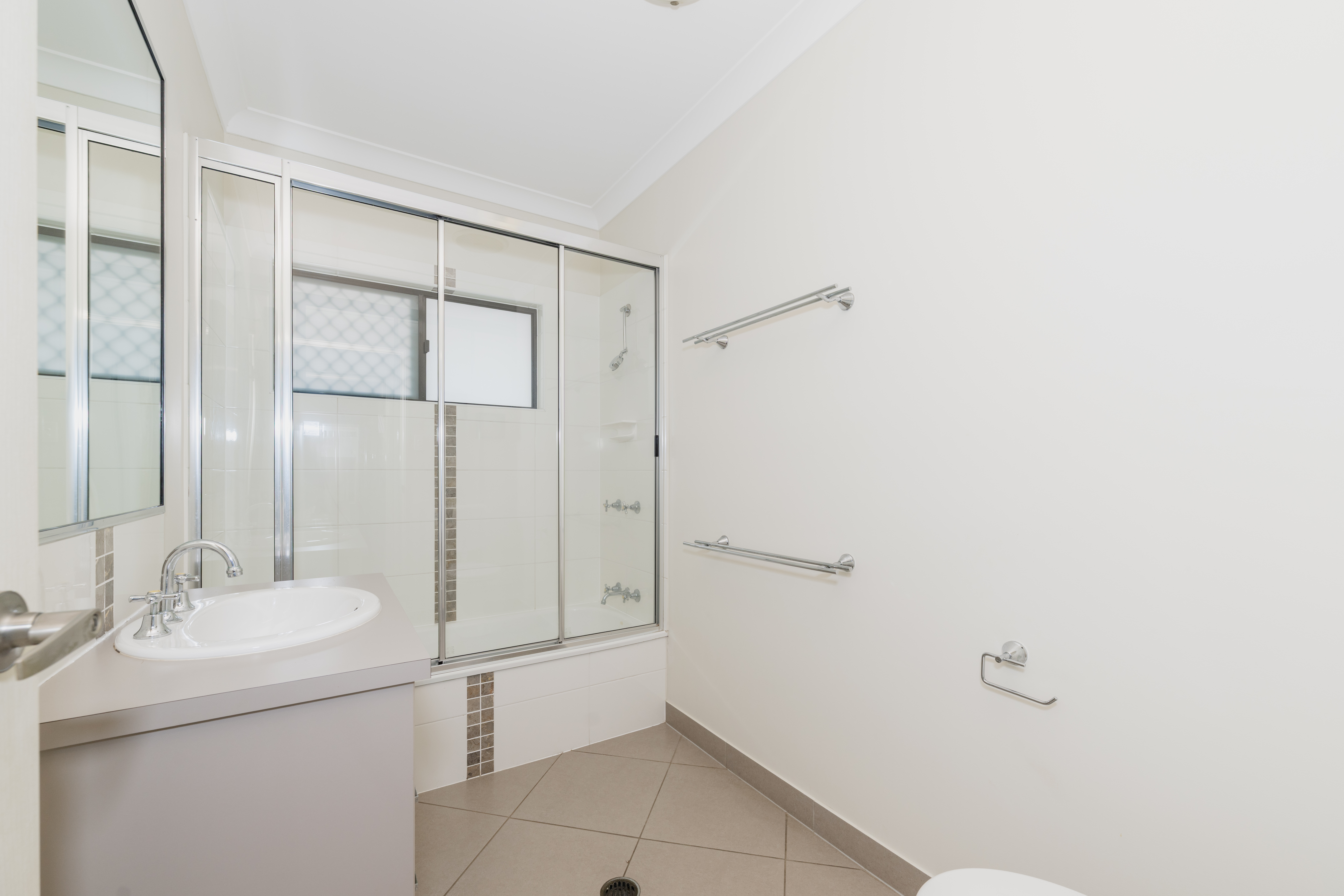 38 Batiki Circuit, Burdell - Thumbnail 8