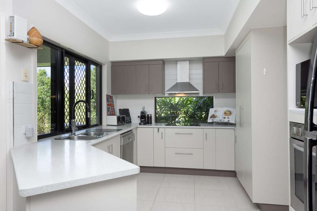 11 Ningaloo Crescent, Burdell - Thumbnail 7