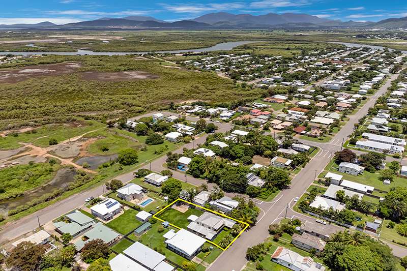 Photo 12 of 29 Eleventh Avenue, Railway Estate