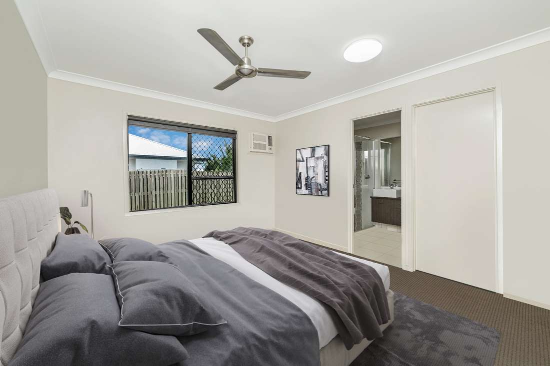 5 Sanctum Boulevard, Mount Low - Thumbnail 4