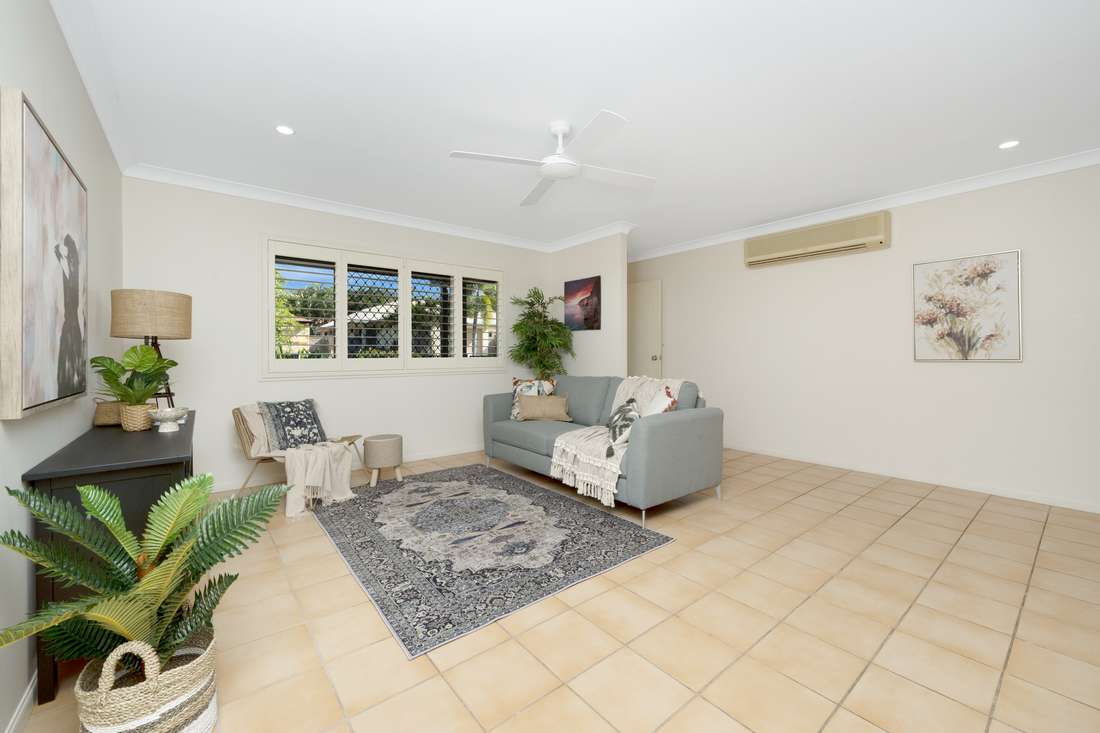 76 Southern Cross Circuit, Douglas - Thumbnail 7