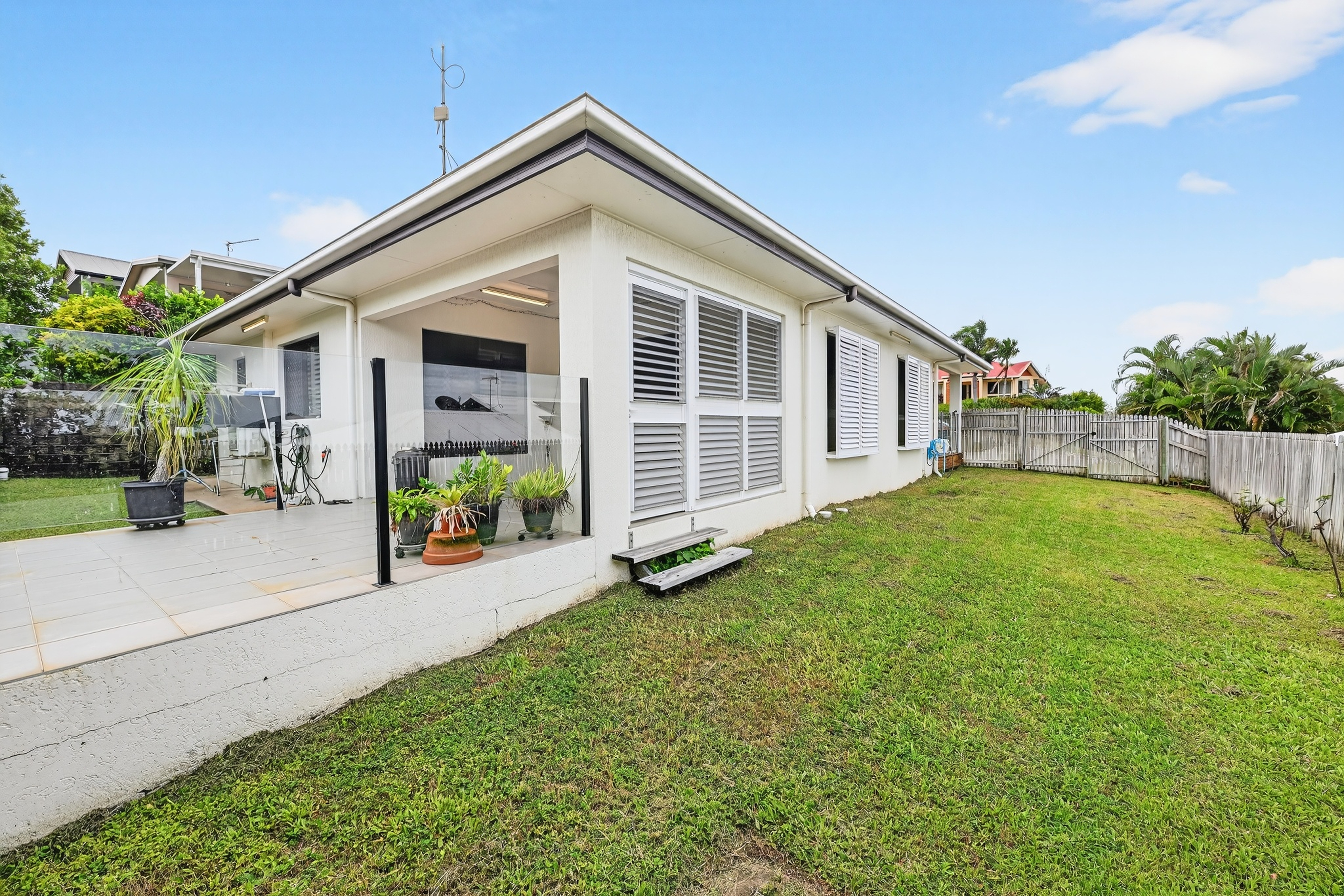 18 Lockyer Place, Mount Louisa - Thumbnail 7