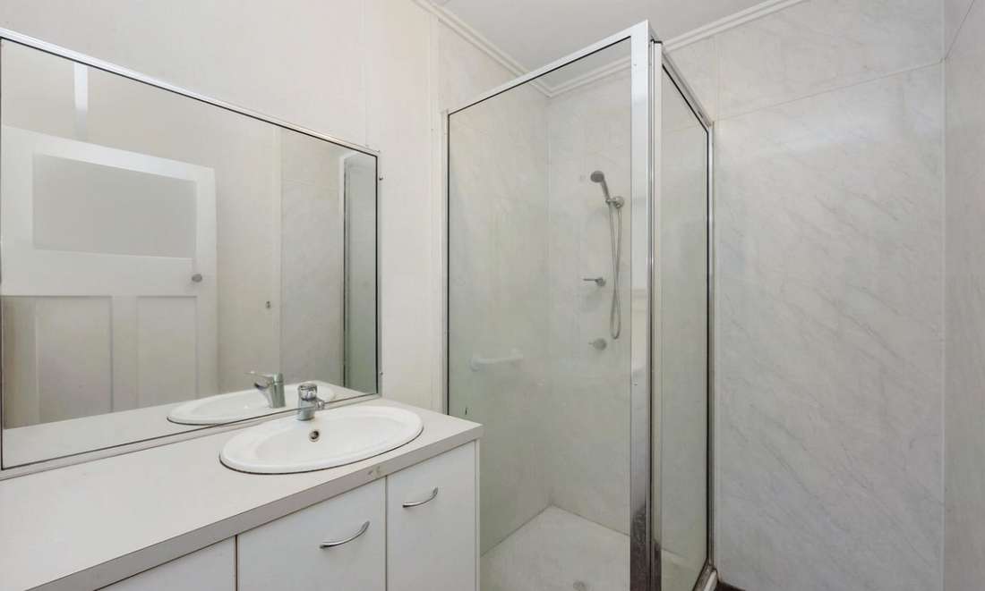 31 Kitchener Road, Pimlico - Thumbnail 5