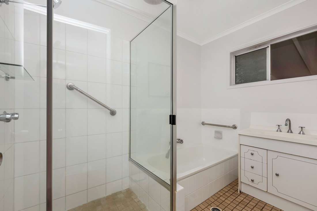 13 Gannet Crescent, Condon - Thumbnail 6