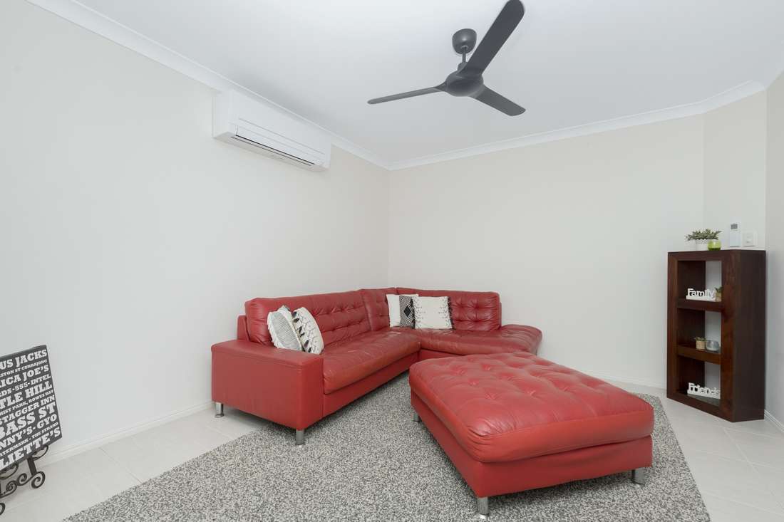 11 Ningaloo Crescent, Burdell - Thumbnail 4