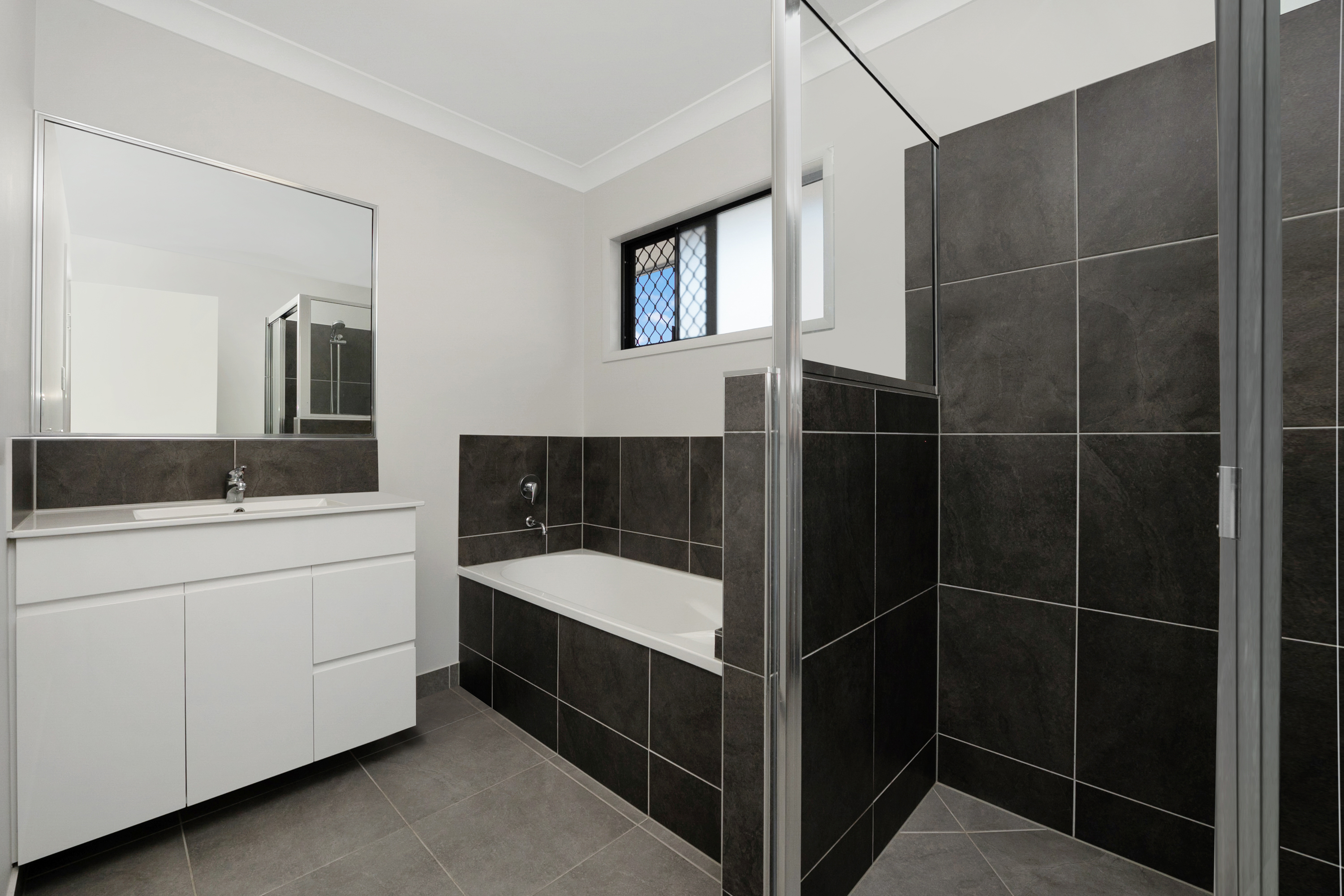 20 Delaware Green, Mount Louisa - Thumbnail 6