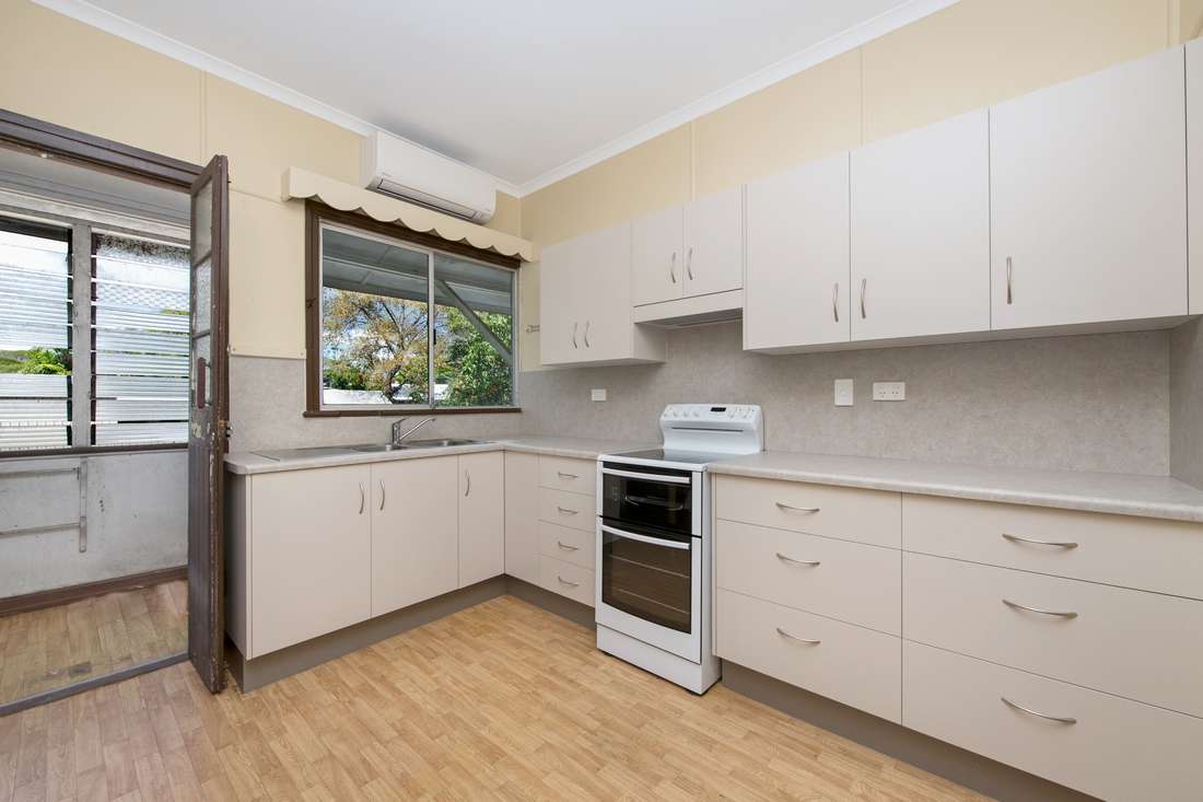 154 Fulham Road, Gulliver - Thumbnail 2