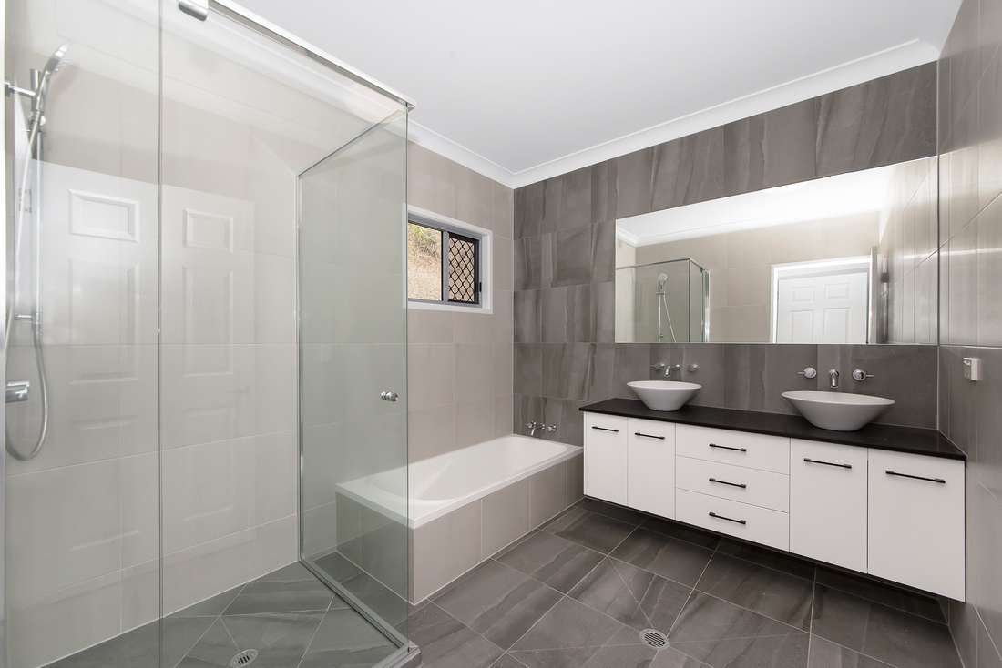 9 Tableland Terrace, Mount Louisa - Thumbnail 7