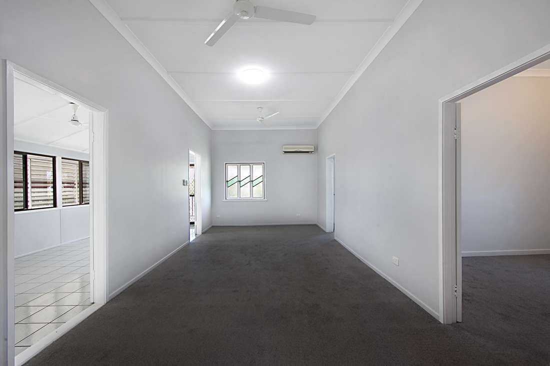 5 Shaw Street, West End - Thumbnail 4