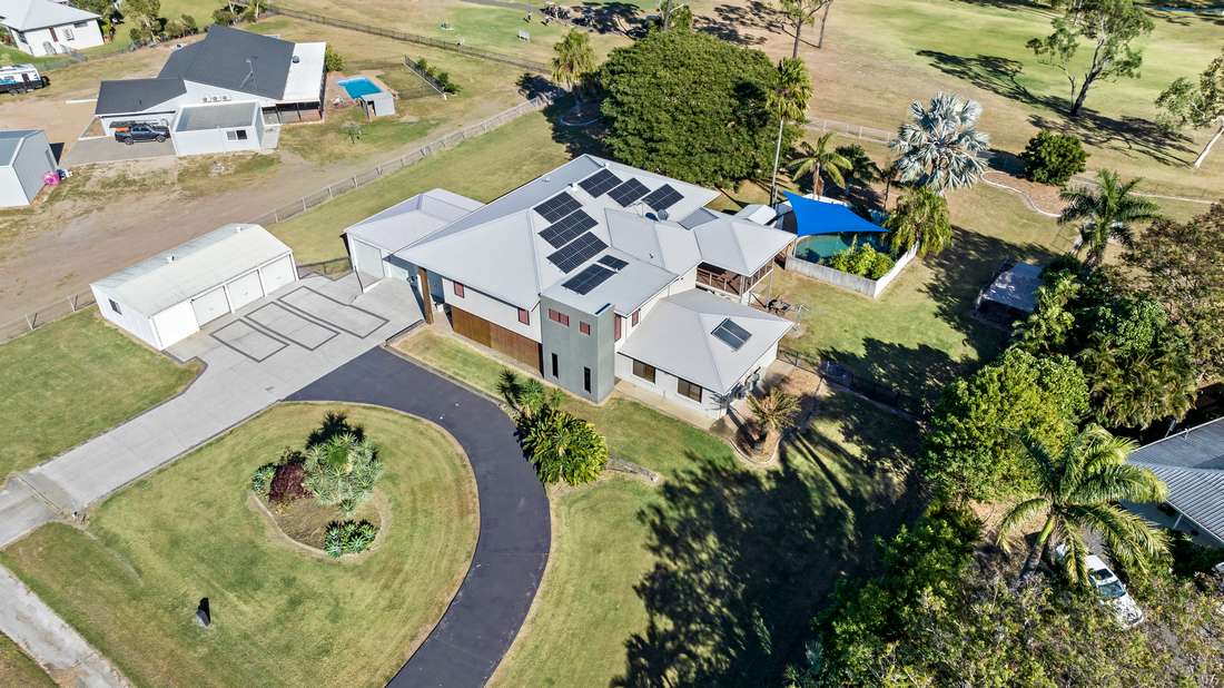 27 Golf Links Drive, Kirwan - Thumbnail 7