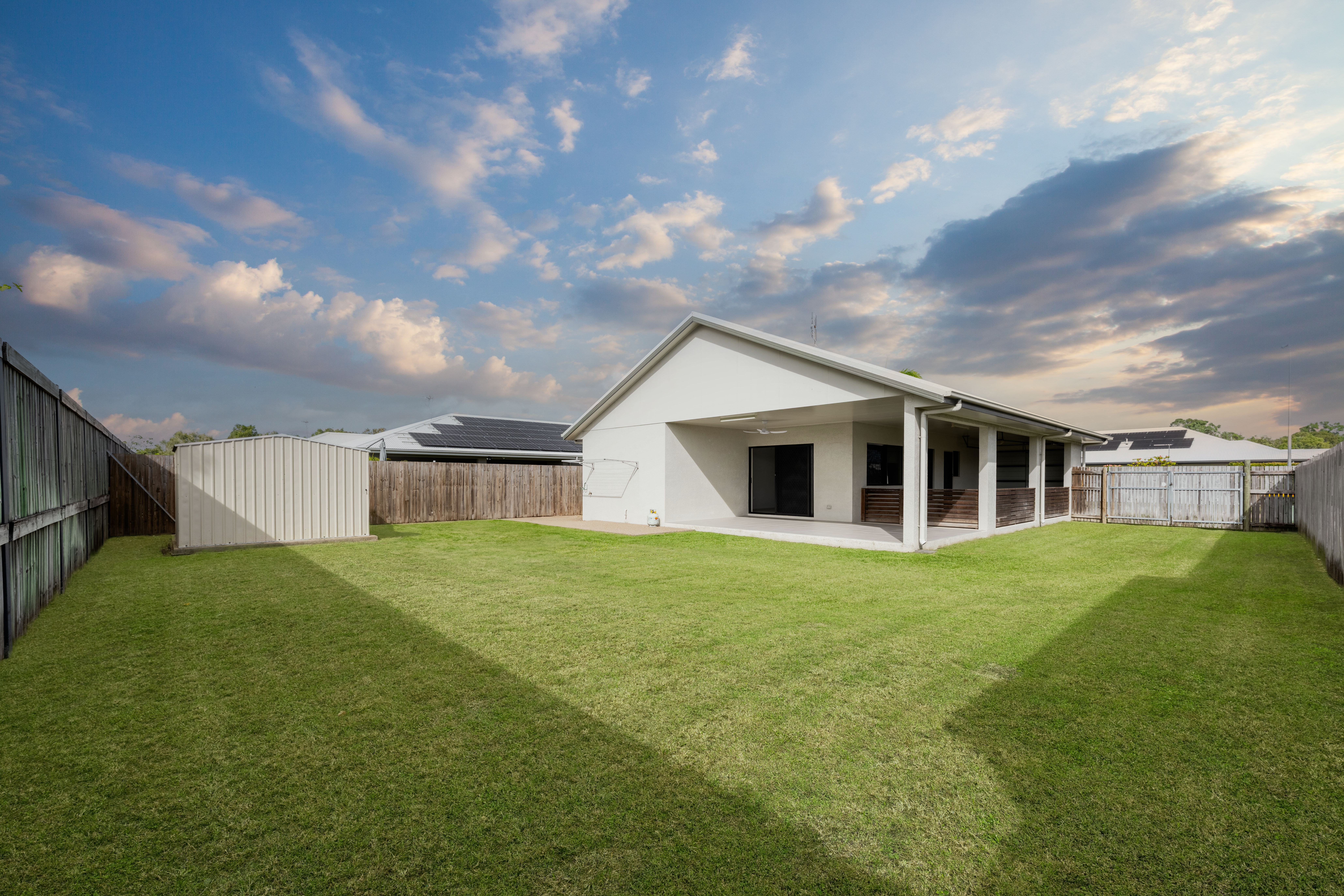 38 Batiki Circuit, Burdell - Thumbnail 2