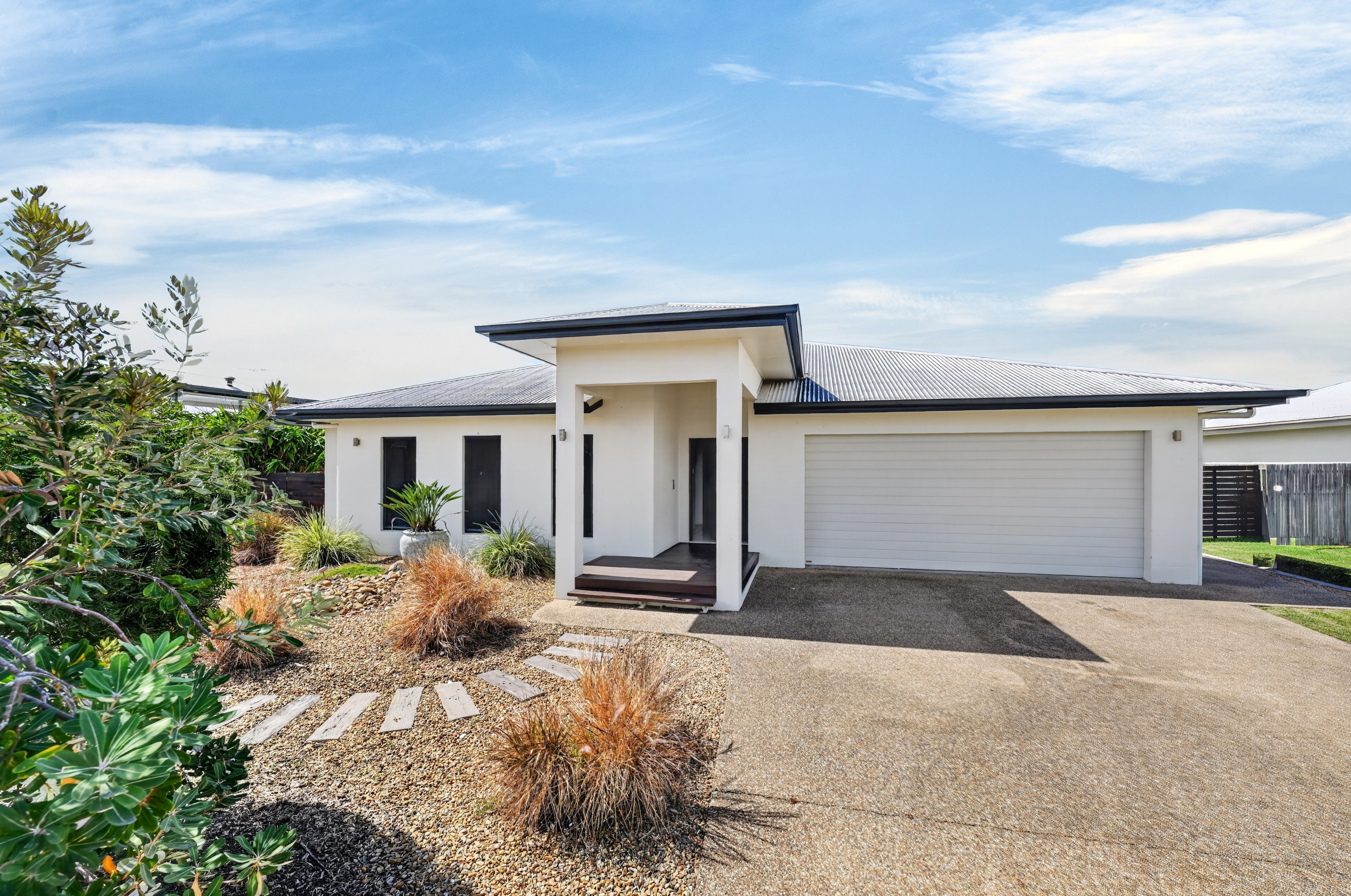 33 Beach Oak Drive, Mount Low - Thumbnail 5
