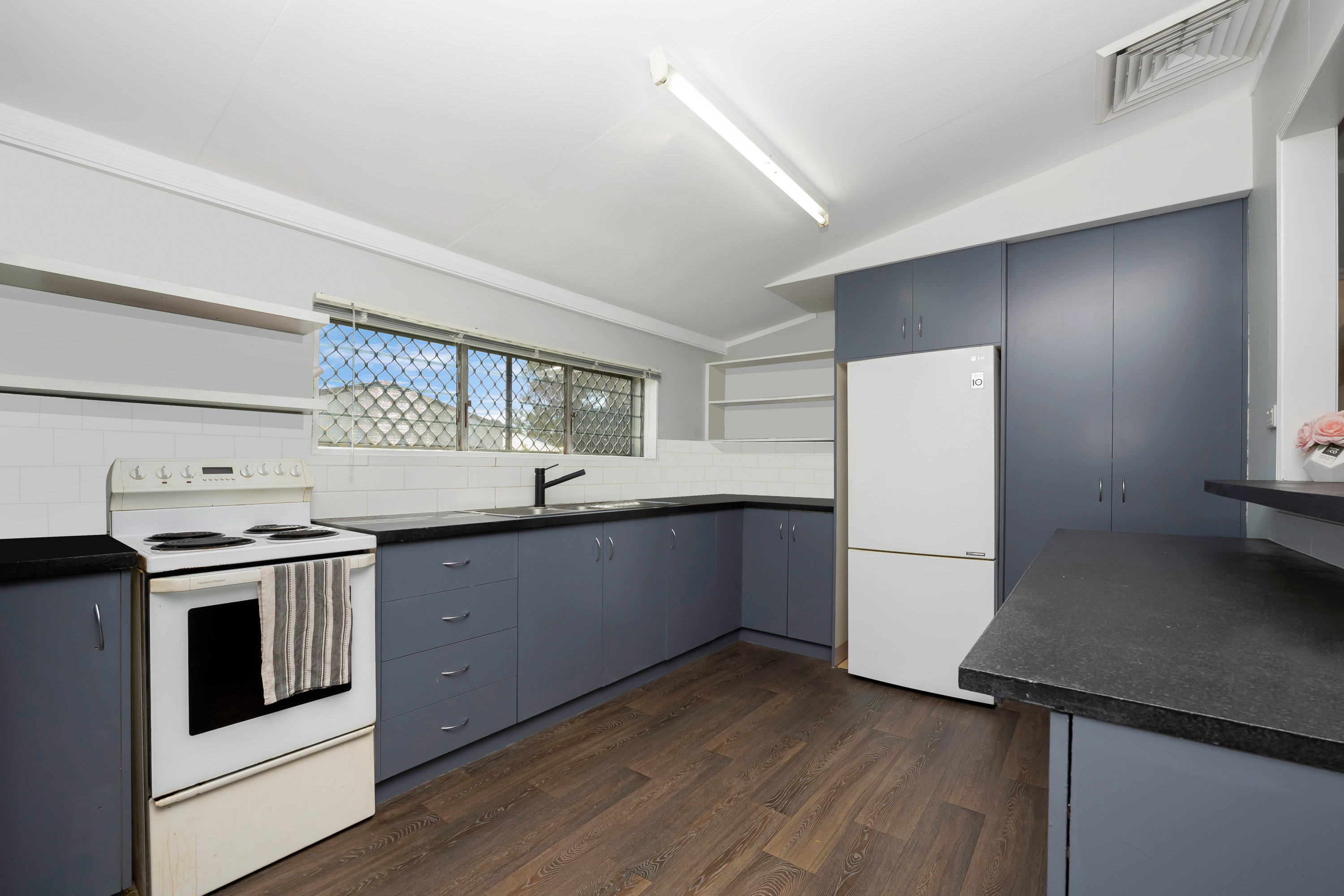 19 Lothair Street, Pimlico - Thumbnail 6